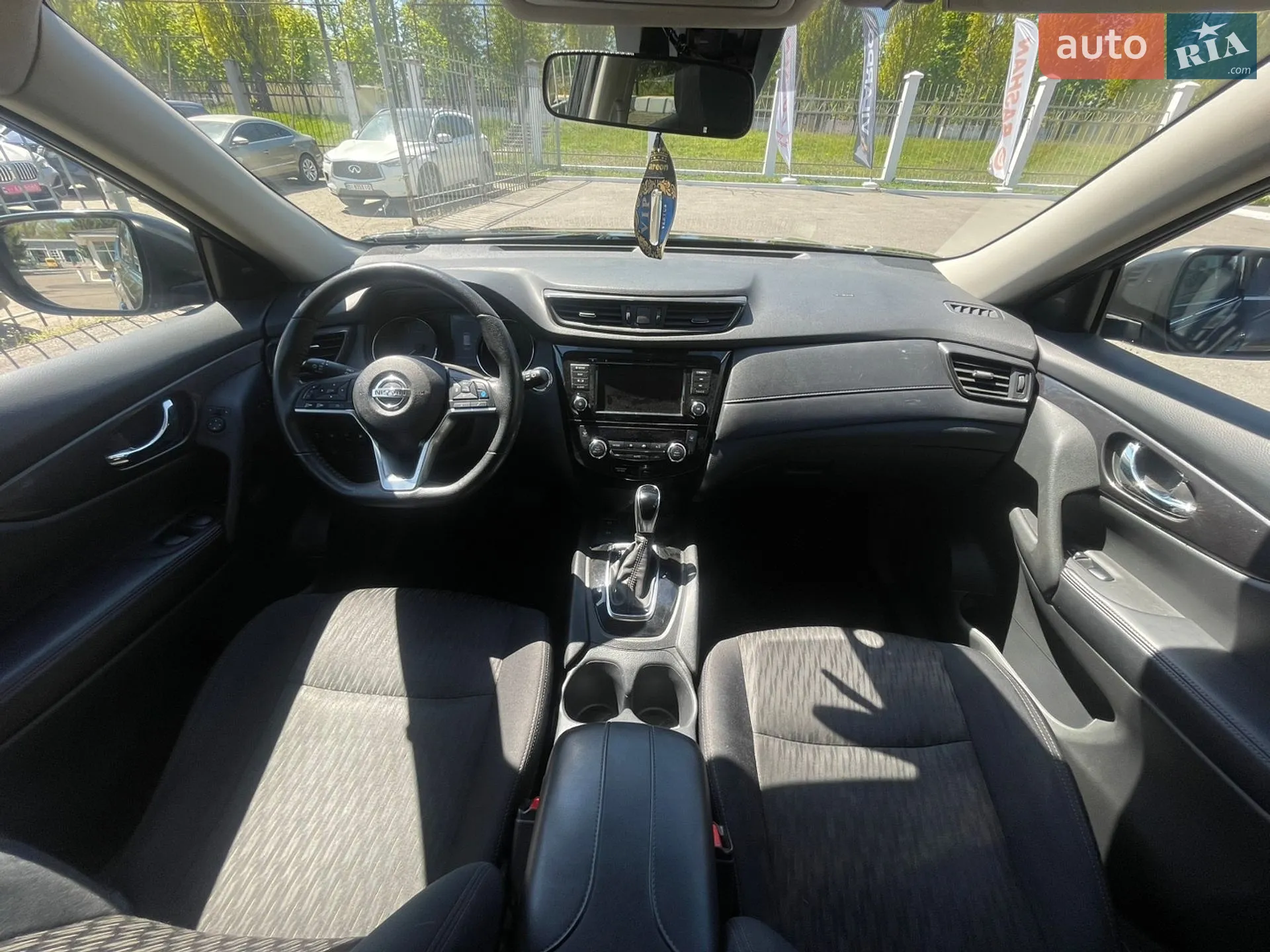 2019 Nissan Rogue - мініатюра 10
