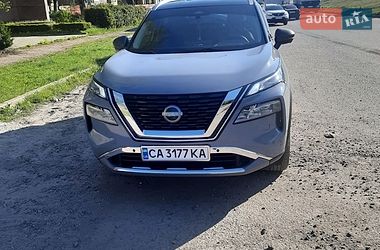 Позашляховик / Кросовер Nissan Rogue 2022 в Черкасах