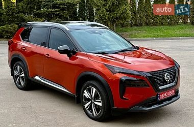 Внедорожник / Кроссовер Nissan Rogue 2021 в Тернополе