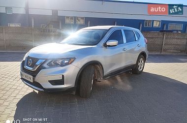 Позашляховик / Кросовер Nissan Rogue 2016 в Рівному