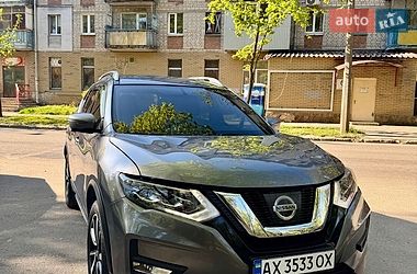 Внедорожник / Кроссовер Nissan Rogue 2018 в Харькове