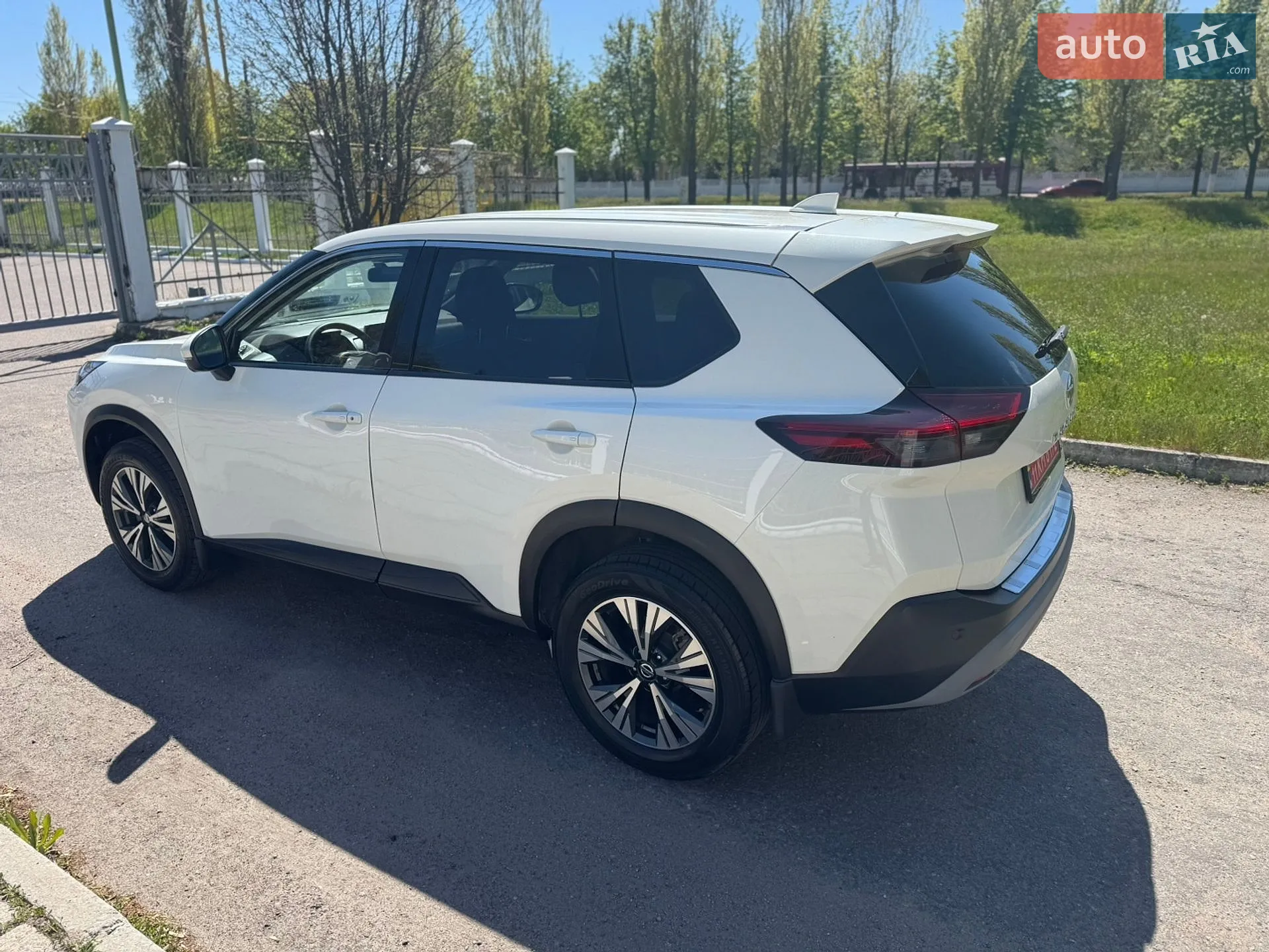 2020 Nissan Rogue - мініатюра 9