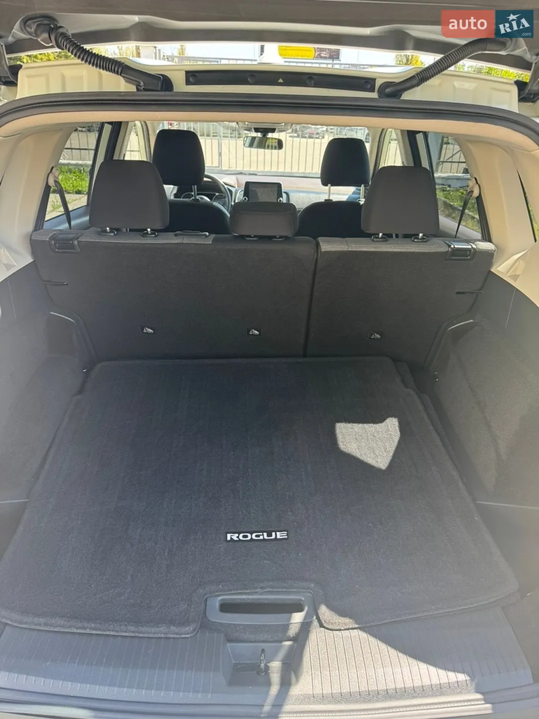 2020 Nissan Rogue - мініатюра 17