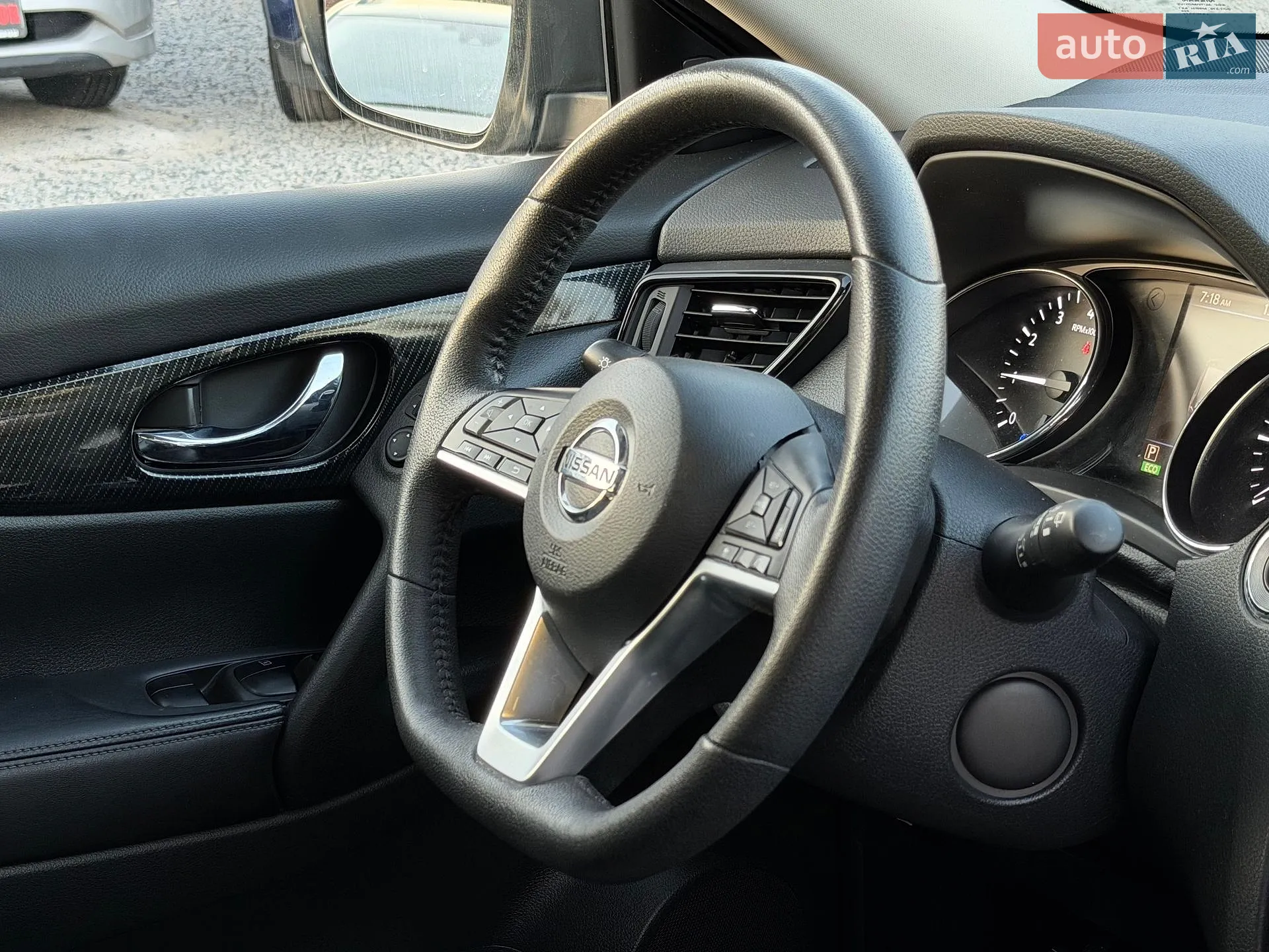 2018 Nissan Rogue - мініатюра 27