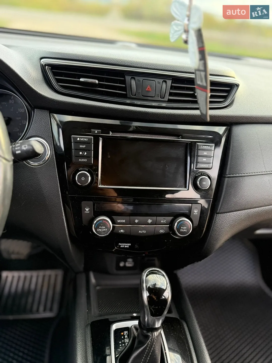 2017 Nissan Rogue - мініатюра 15