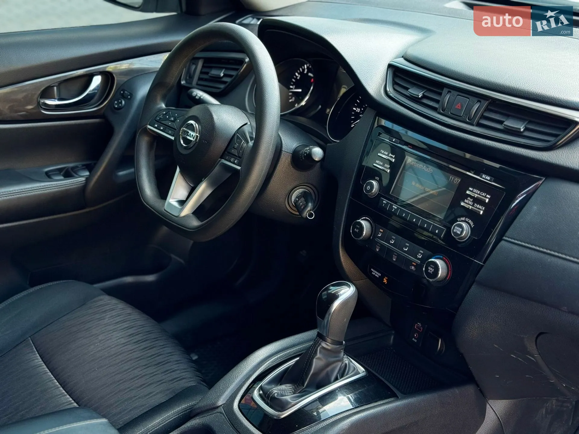 2017 Nissan Rogue - мініатюра 19