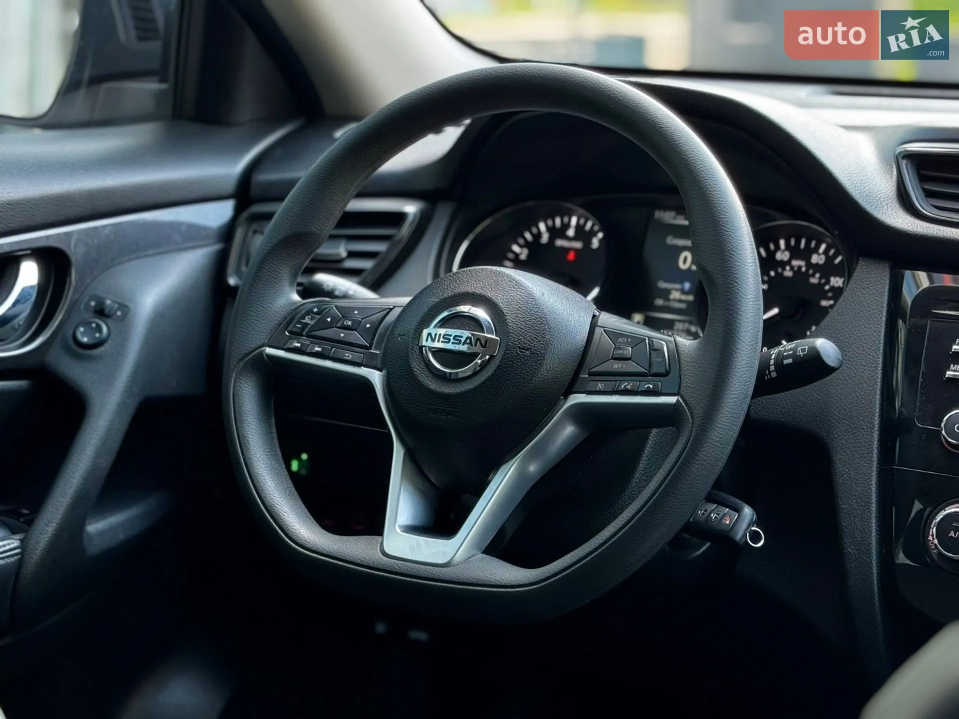 2017 Nissan Rogue - мініатюра 23