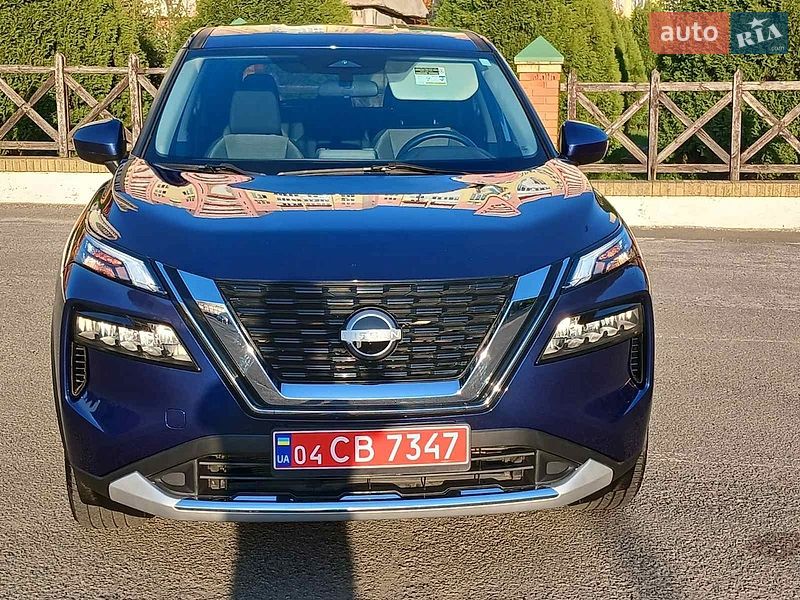 Внедорожник / Кроссовер Nissan Rogue 2023 в Броварах