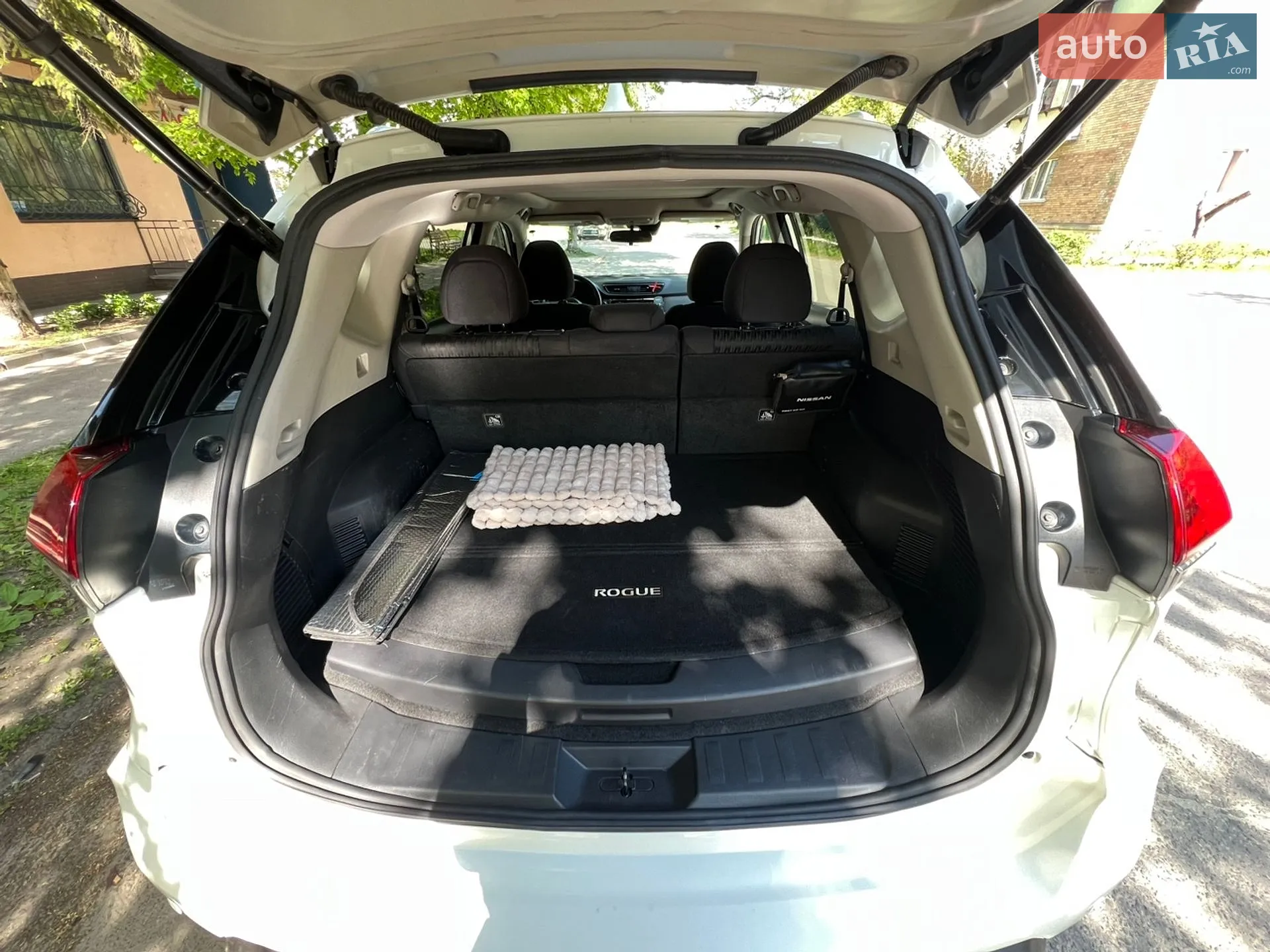 2018 Nissan Rogue - мініатюра 12