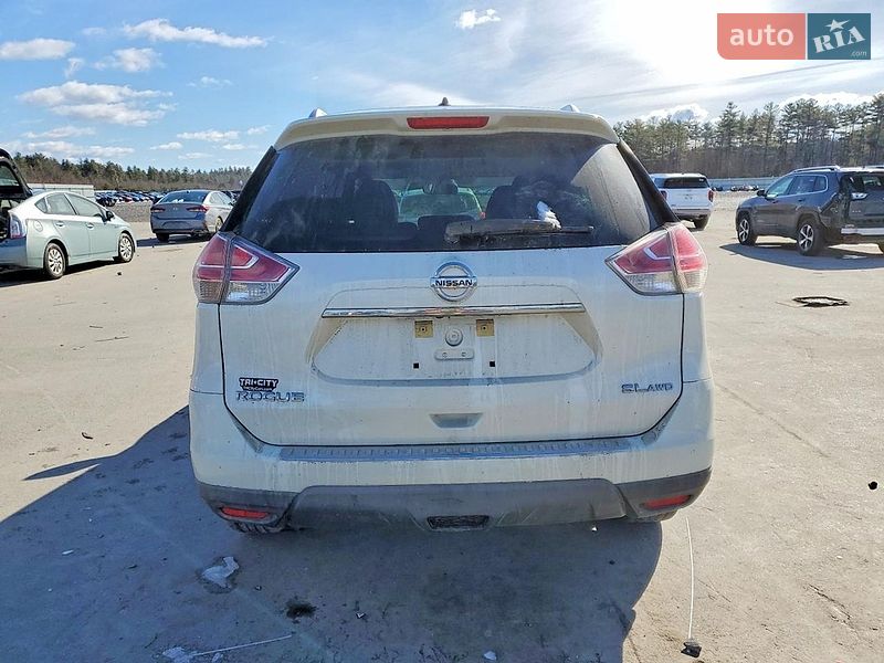 Внедорожник / Кроссовер Nissan Rogue 2016 в Львове