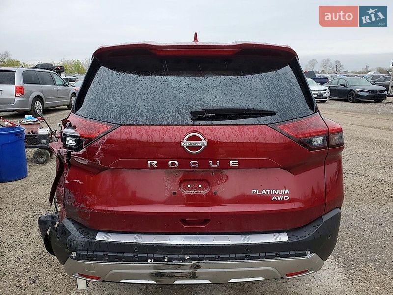 Внедорожник / Кроссовер Nissan Rogue 2023 в Львове