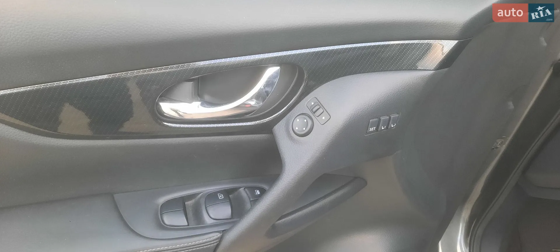 2019 Nissan Rogue - мініатюра 15
