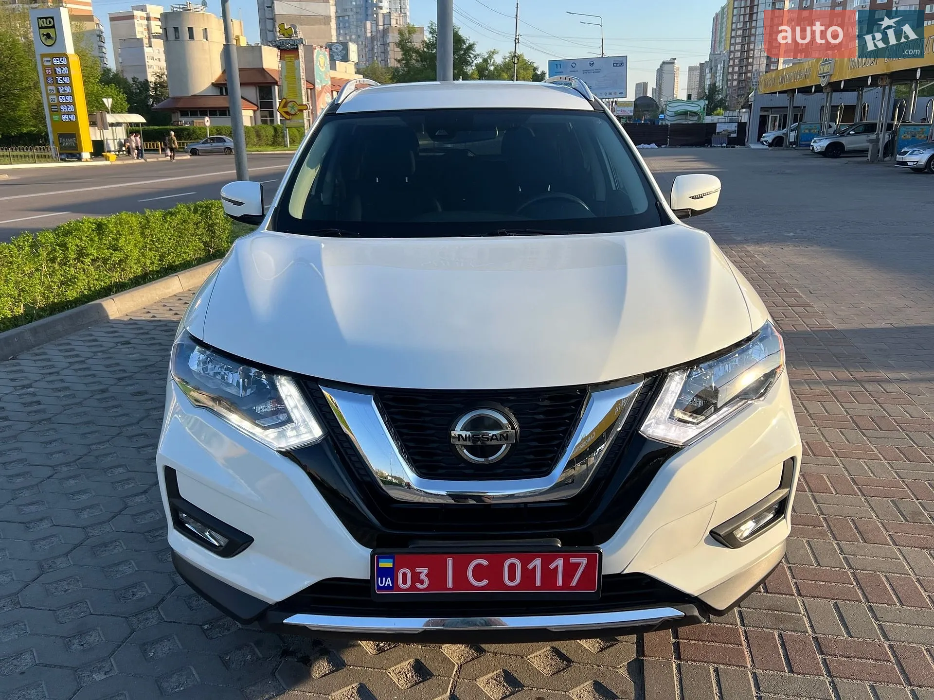 2019 Nissan Rogue - фото 1