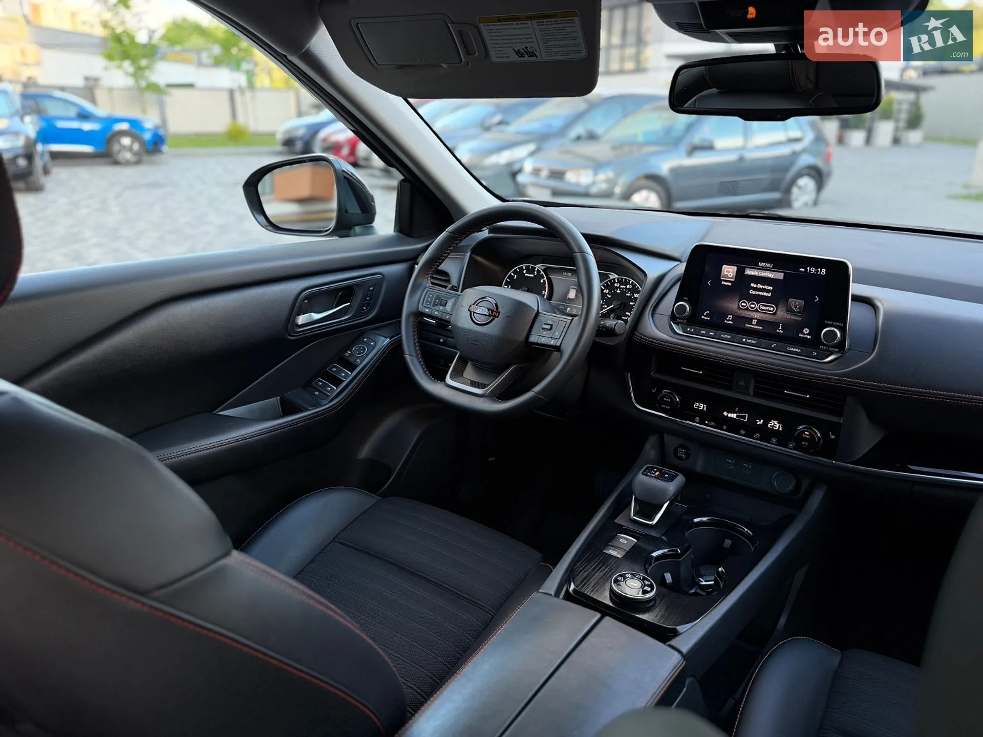 2025 Nissan Rogue - мініатюра 38