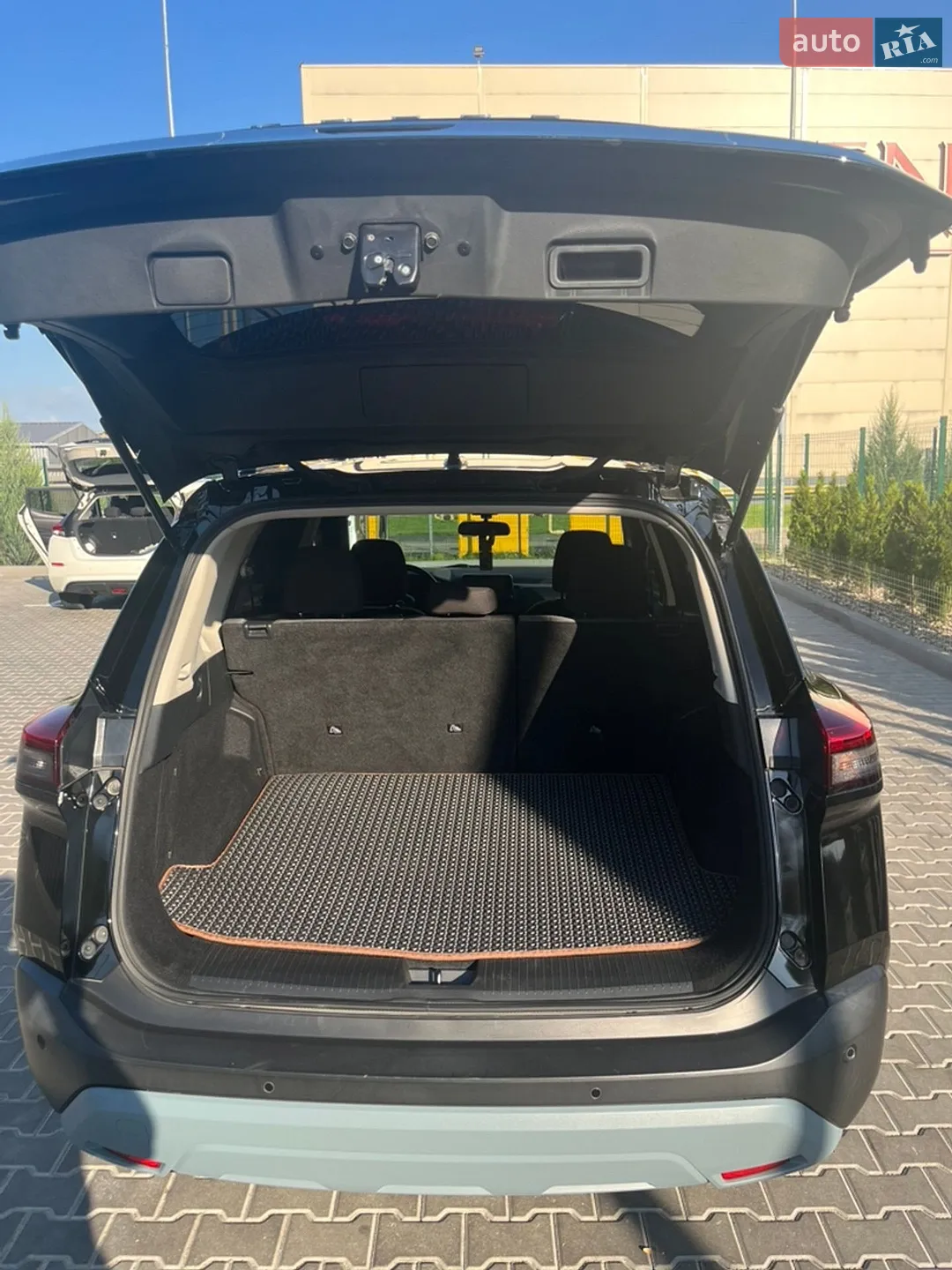 2021 Nissan Rogue - мініатюра 13