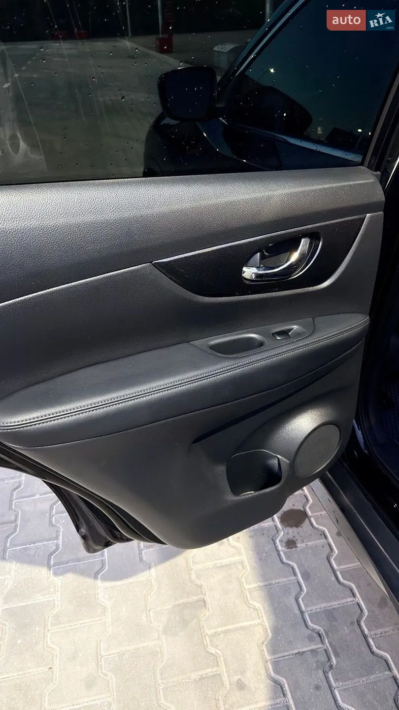 2017 Nissan Rogue - мініатюра 5