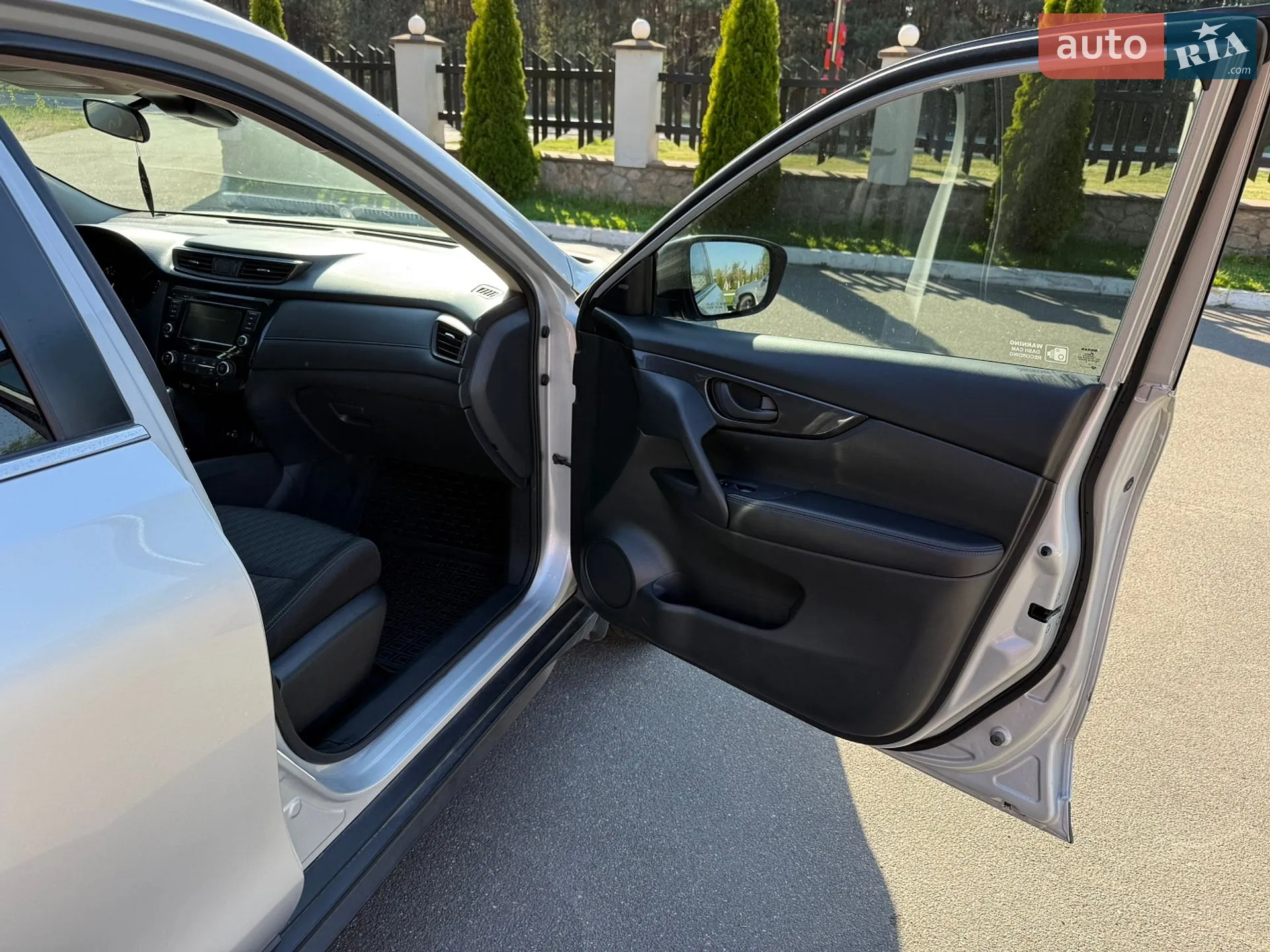 2019 Nissan Rogue - мініатюра 24