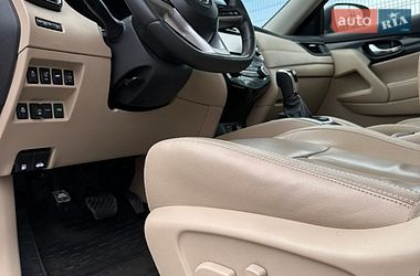 Внедорожник / Кроссовер Nissan Rogue 2017 в Киеве фото 17 Внедорожник / Кроссовер Nissan Rogue 2017 в Киеве