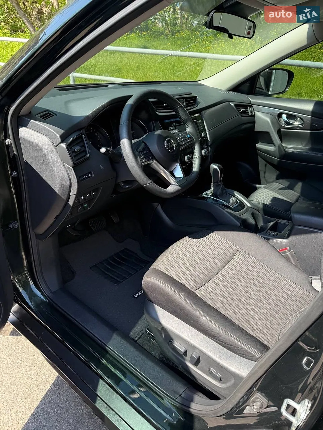 2019 Nissan Rogue - мініатюра 8