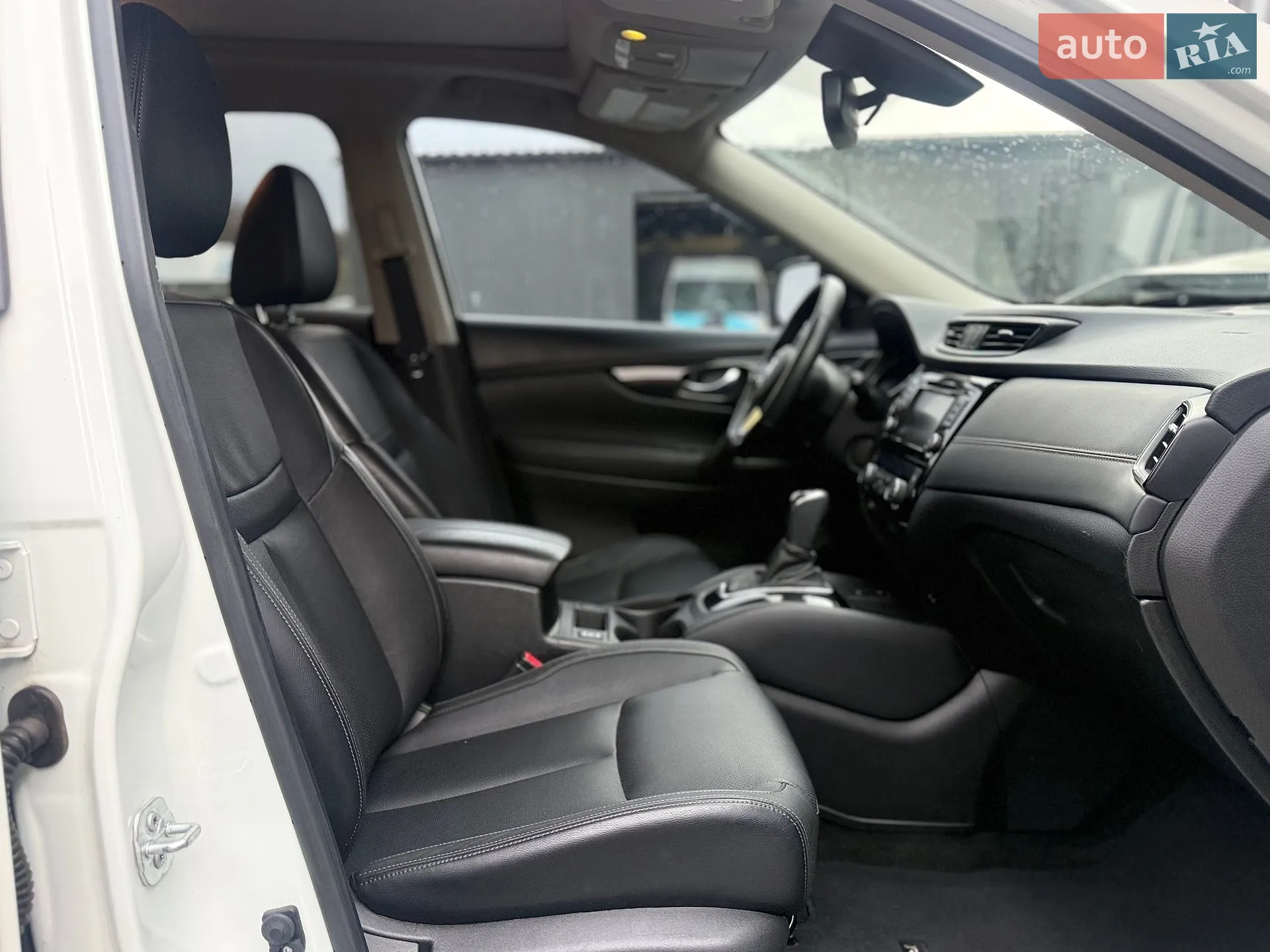 2018 Nissan Rogue - мініатюра 41