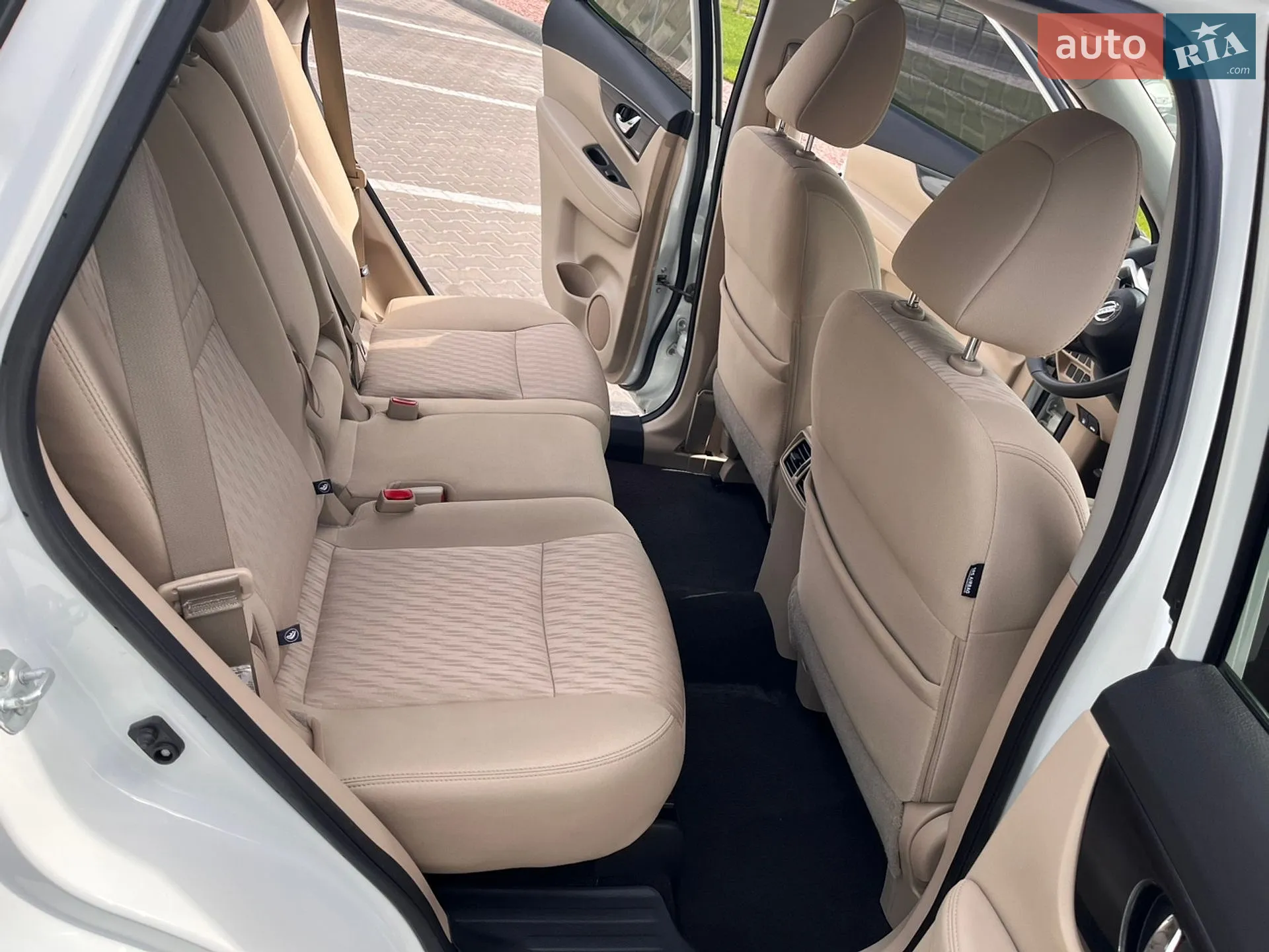 2017 Nissan Rogue - мініатюра 7
