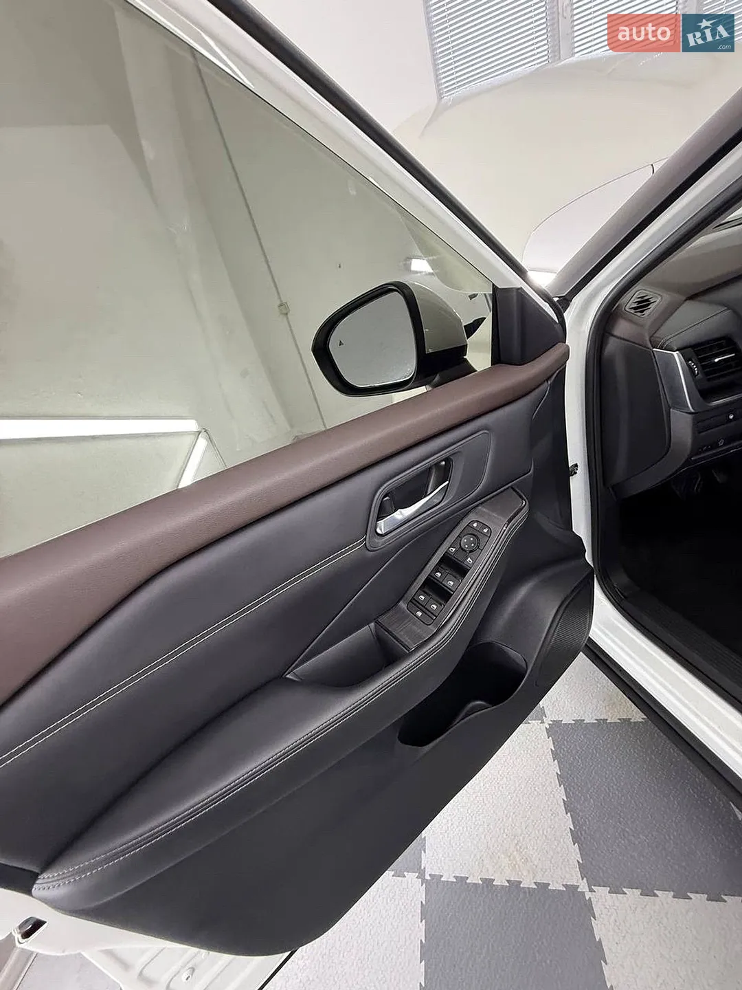 2023 Nissan Rogue - мініатюра 32