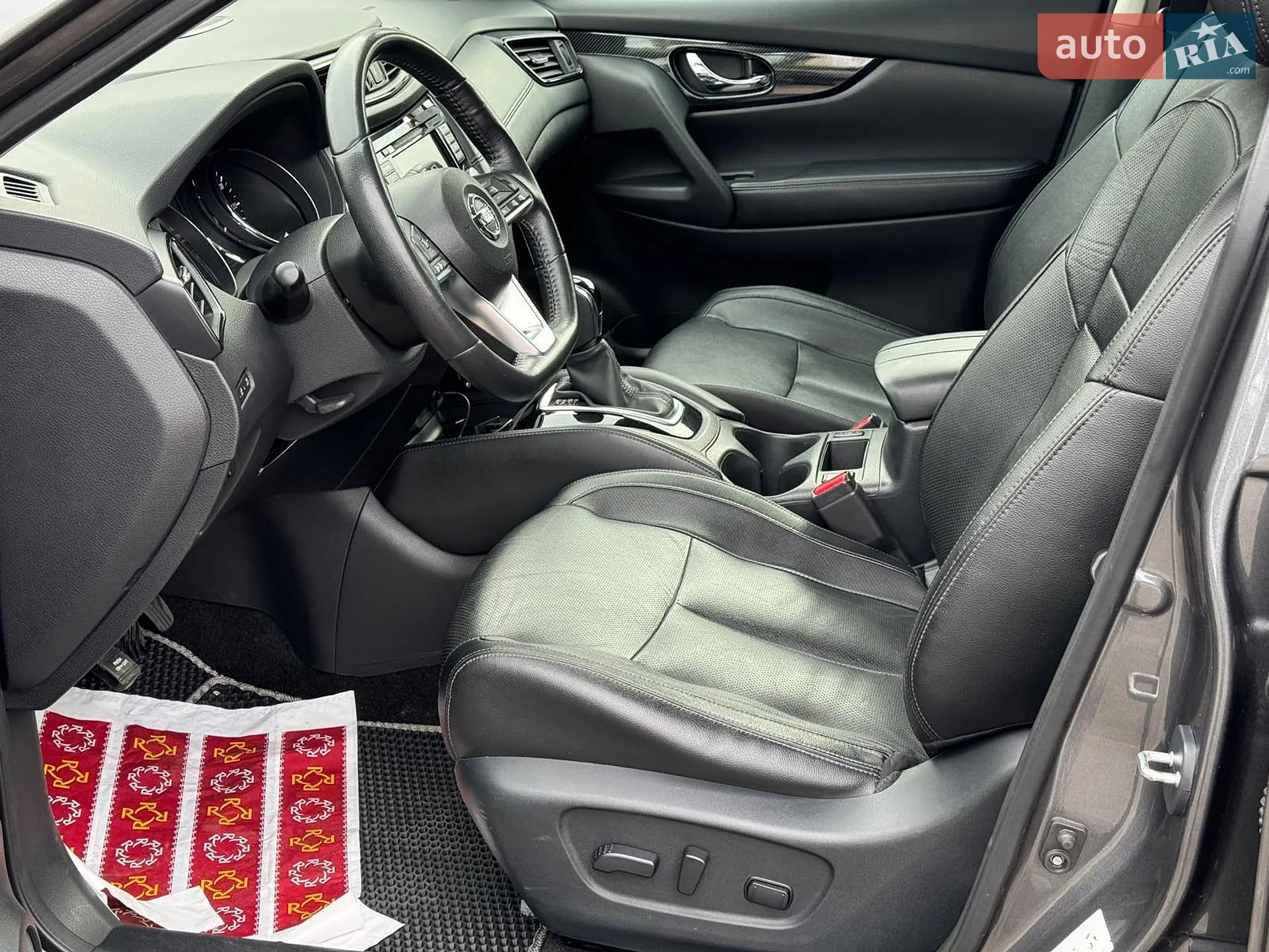 2018 Nissan Rogue - мініатюра 16