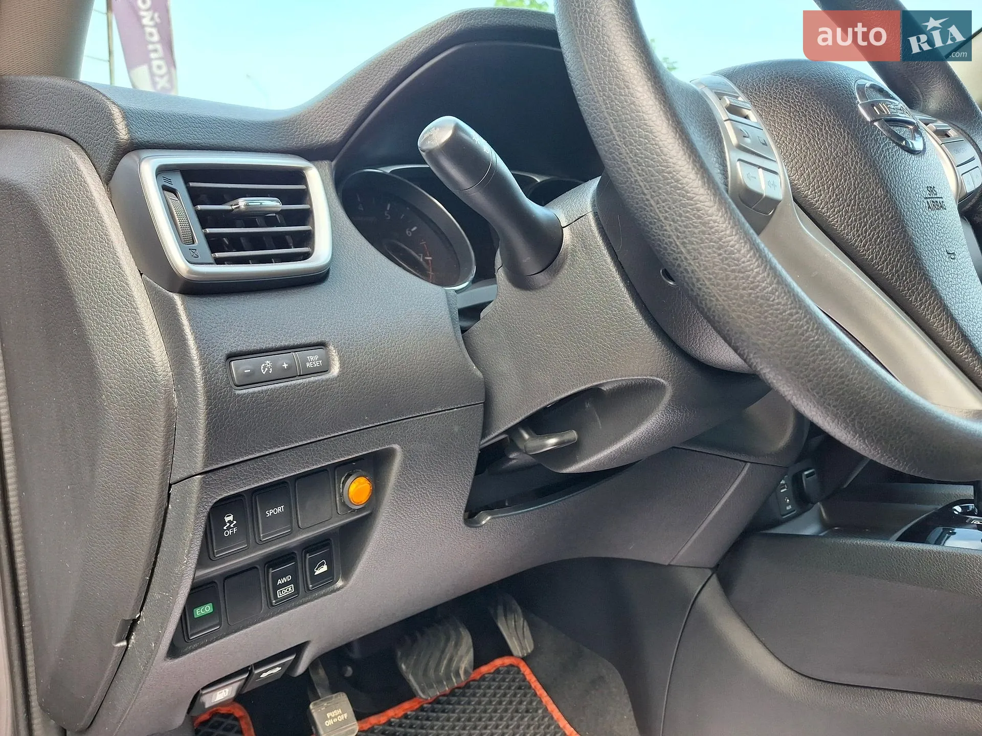 2016 Nissan Rogue - мініатюра 11