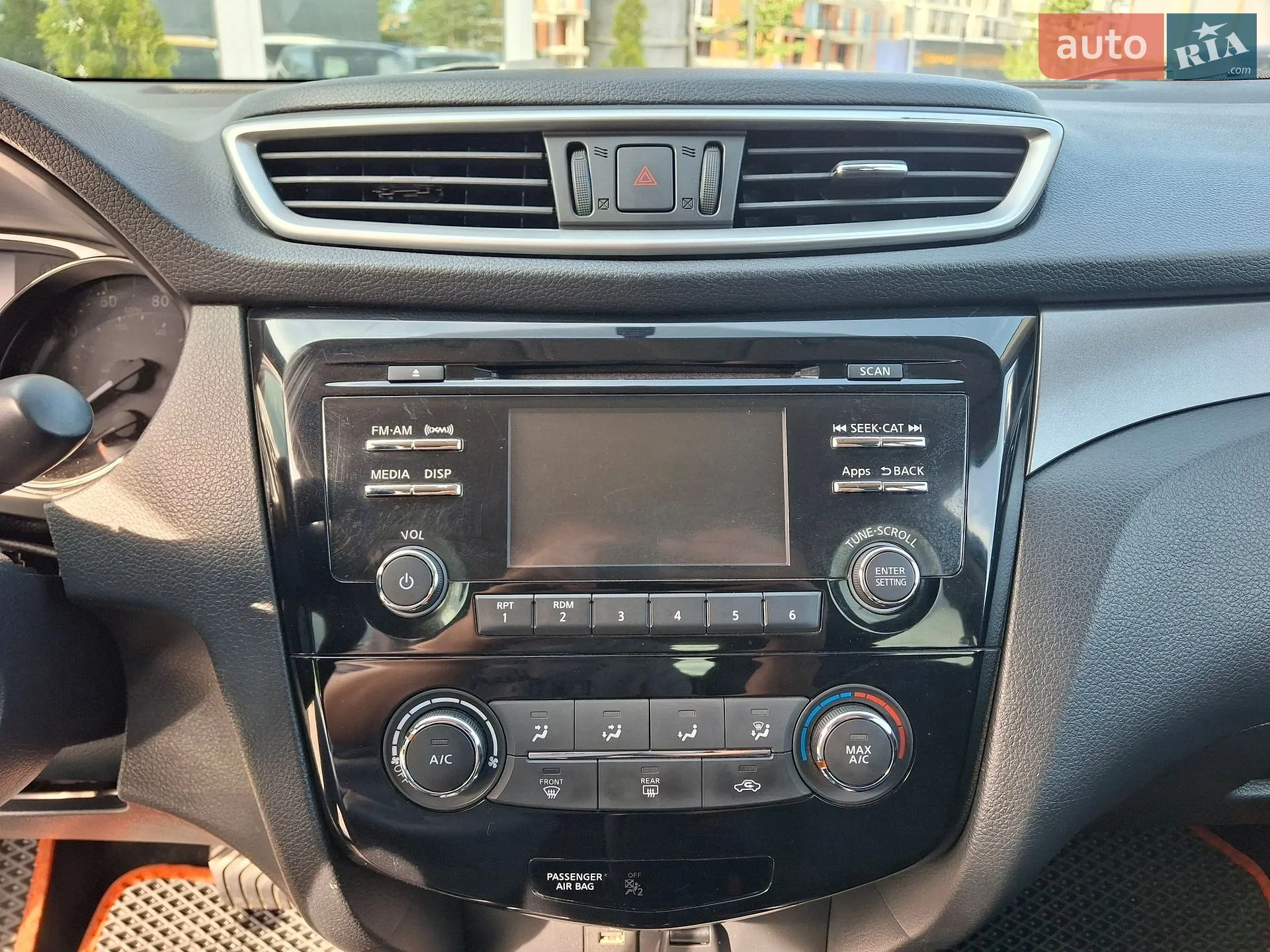 2016 Nissan Rogue - мініатюра 19