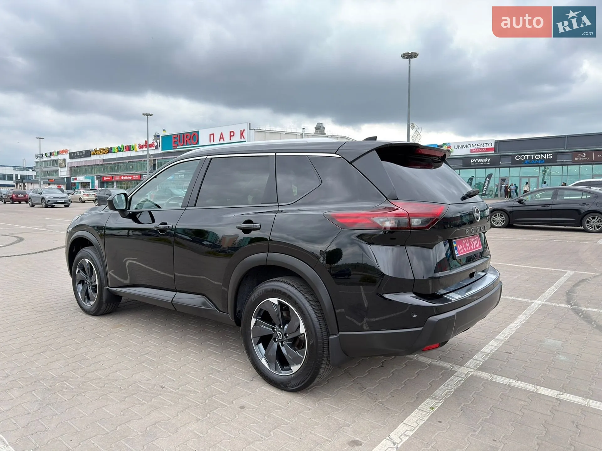2025 Nissan Rogue - мініатюра 10