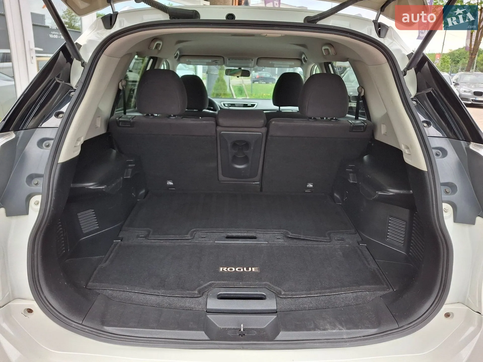 2016 Nissan Rogue - мініатюра 14