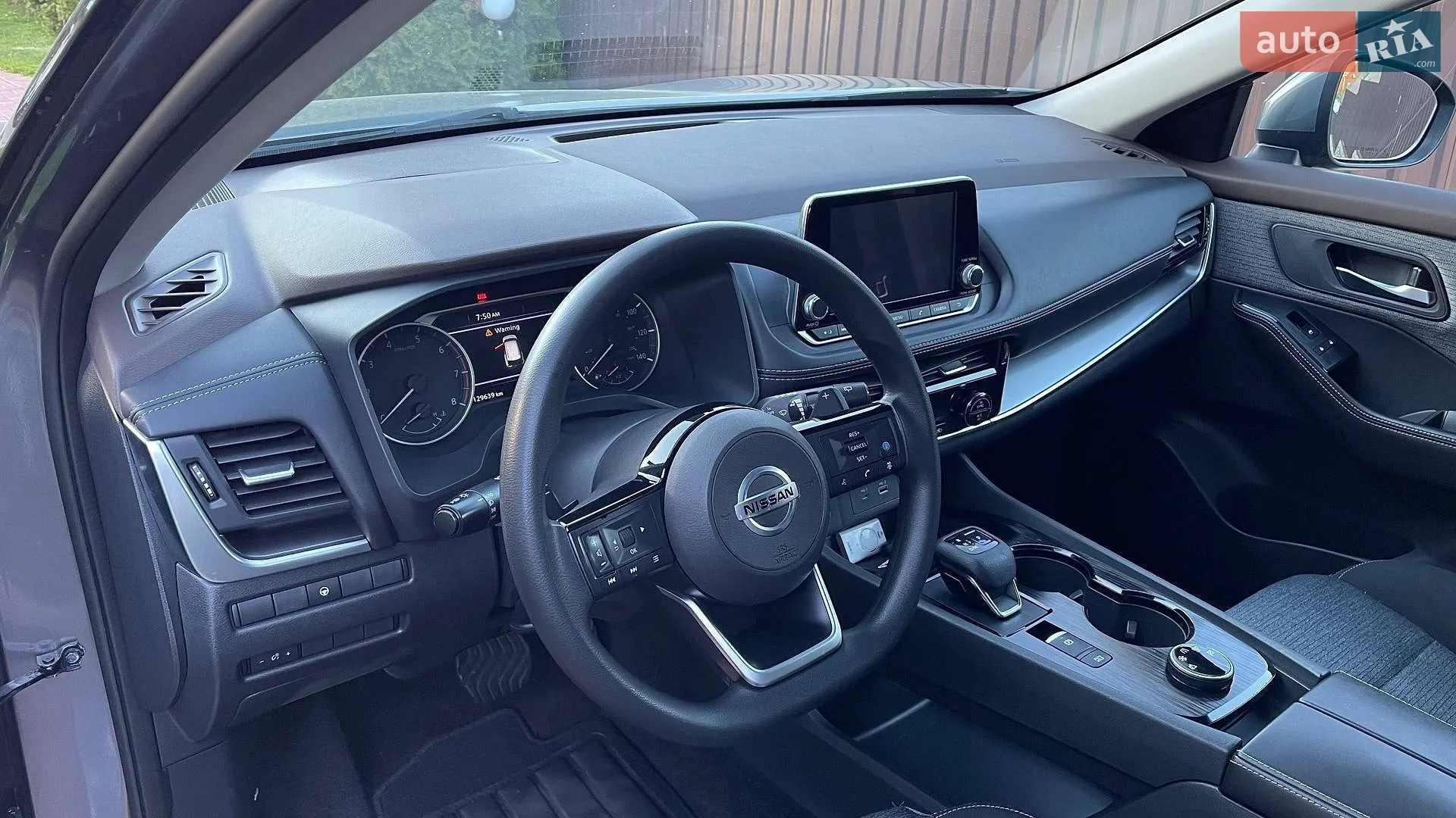2021 Nissan Rogue - мініатюра 8