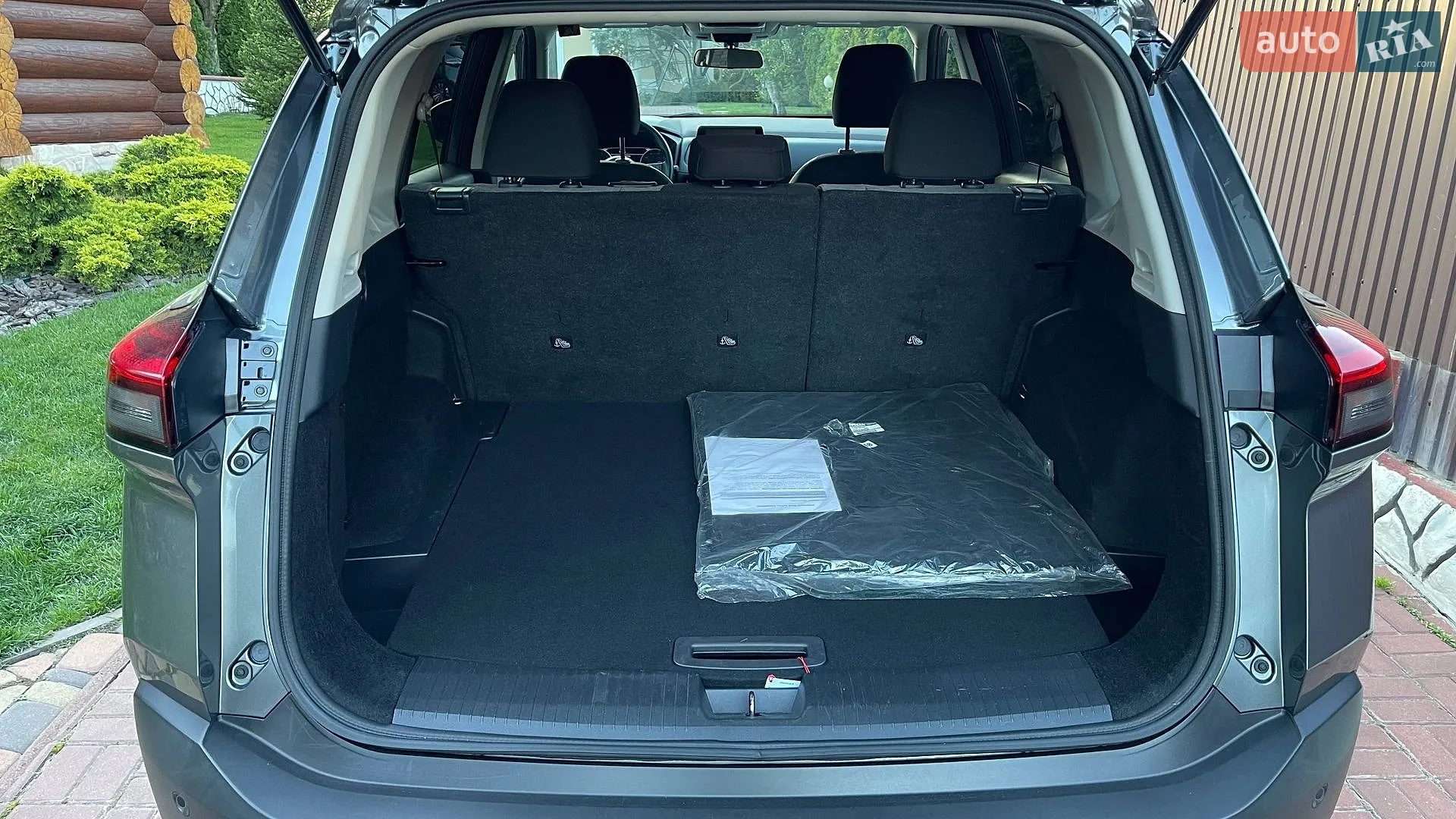 2021 Nissan Rogue - мініатюра 37