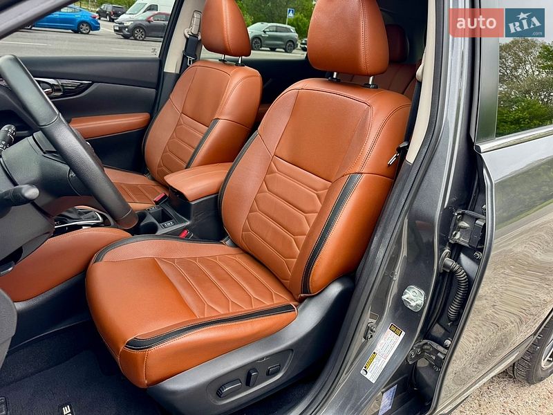 Внедорожник / Кроссовер Nissan Rogue 2019 в Киеве