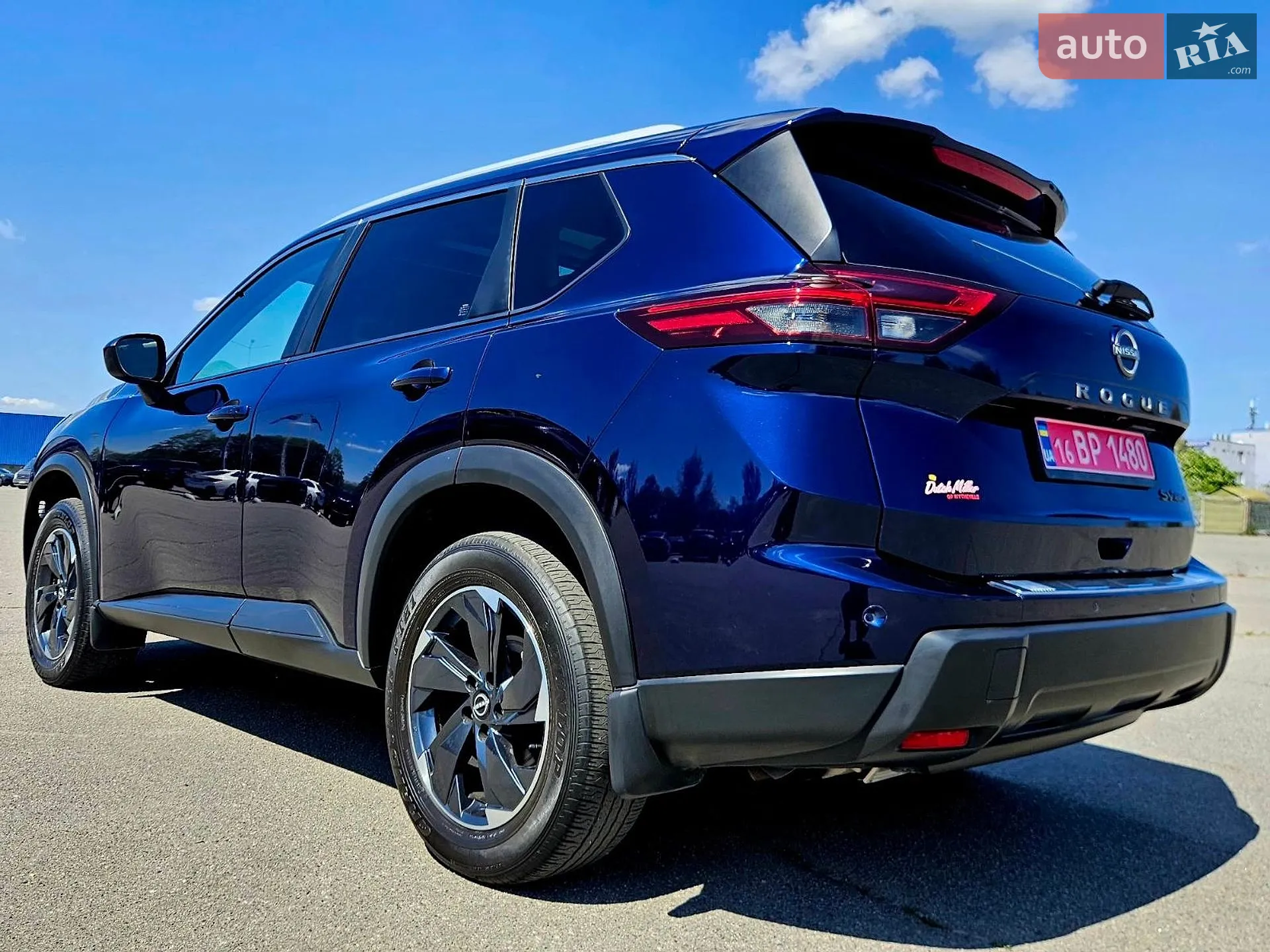 2024 Nissan Rogue - мініатюра 8