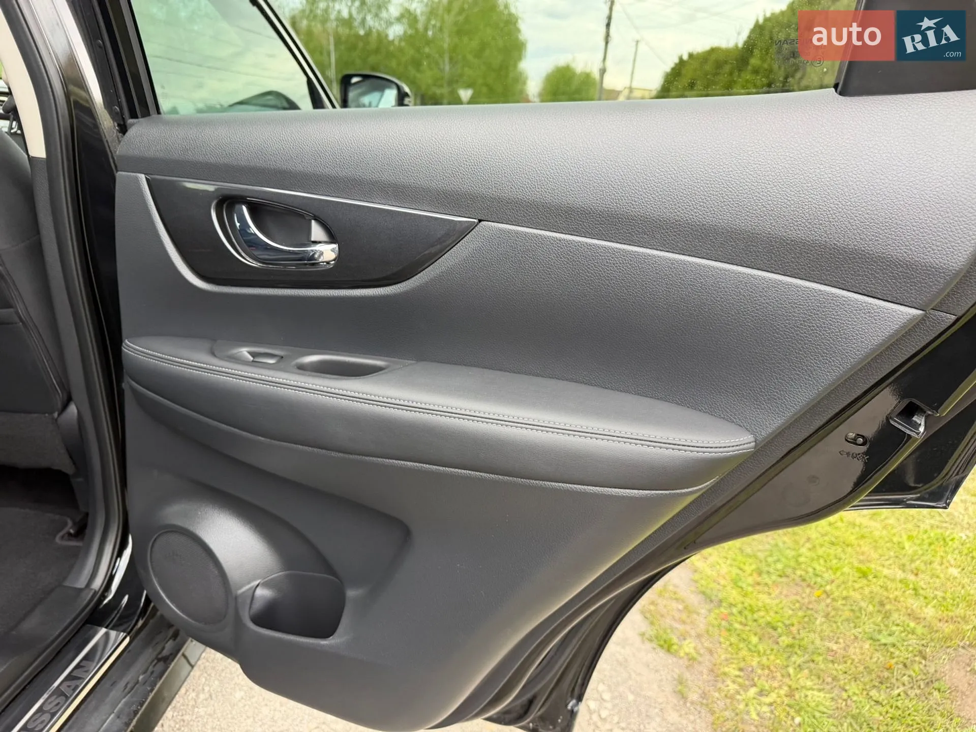 2019 Nissan Rogue - мініатюра 21