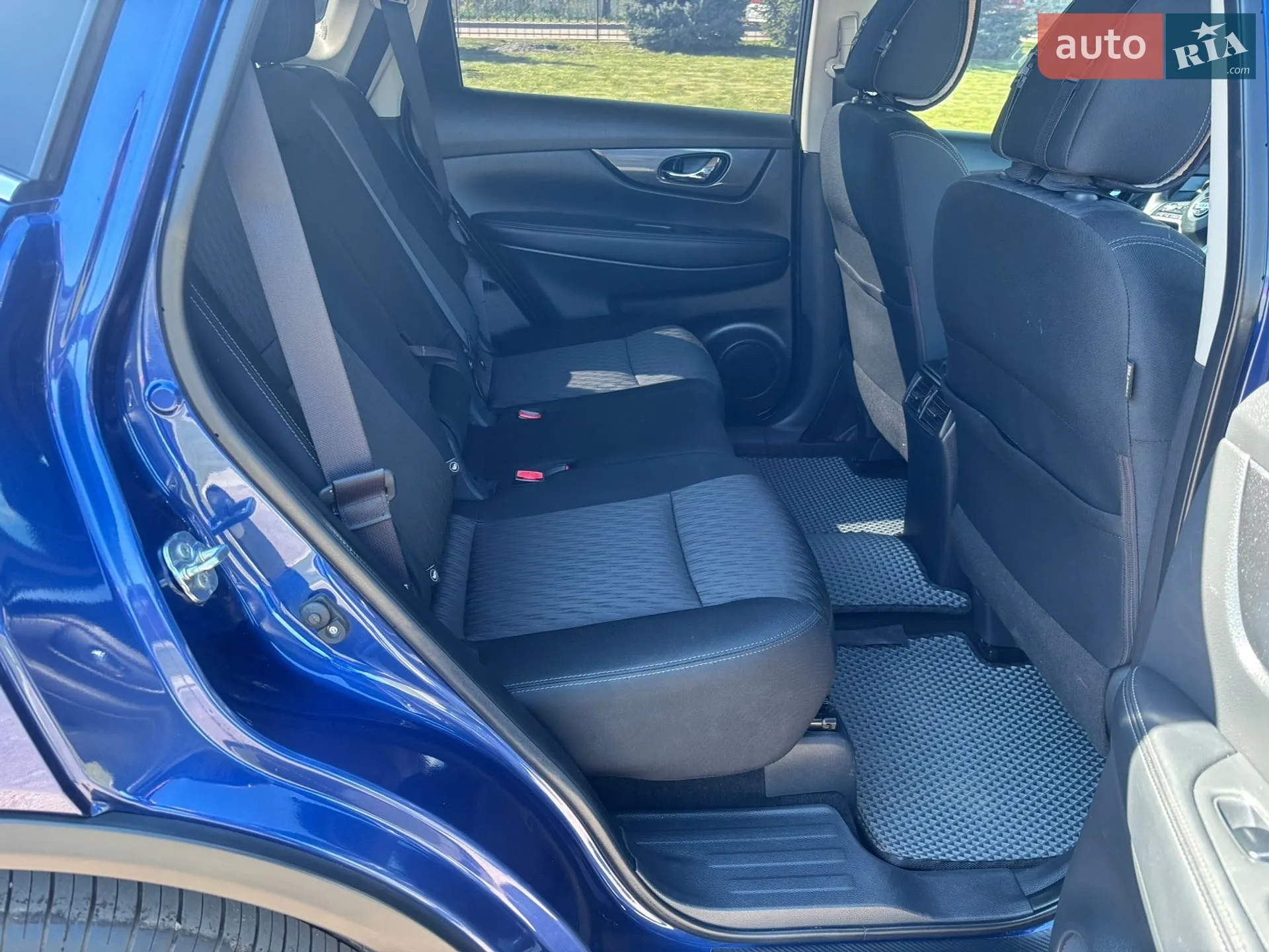2017 Nissan Rogue - мініатюра 7