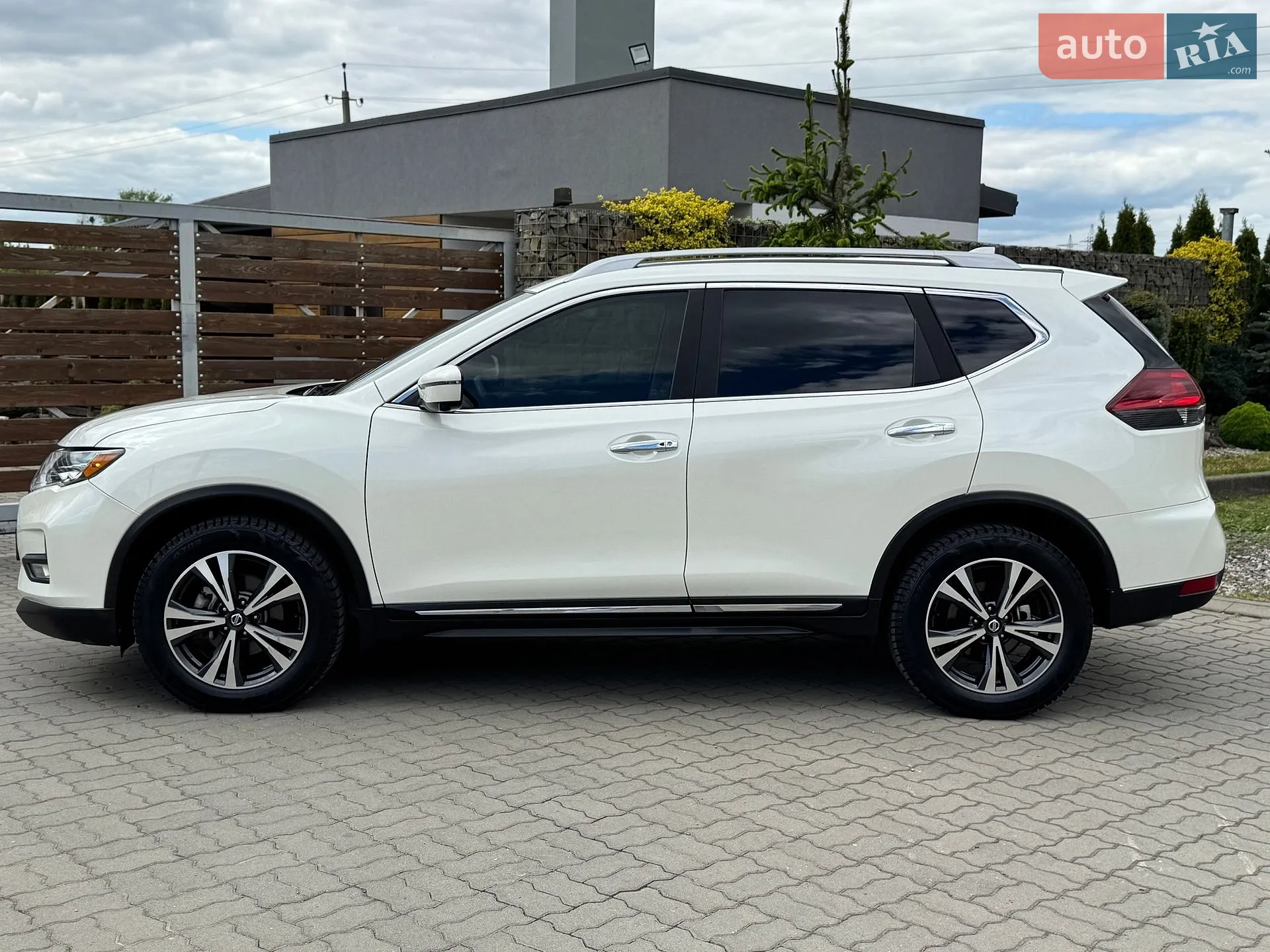 2017 Nissan Rogue - мініатюра 22