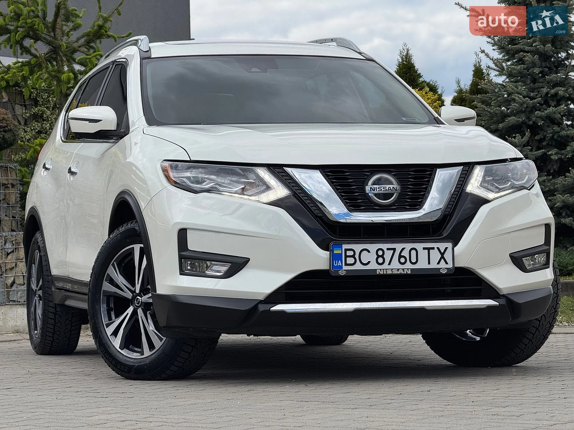 2017 Nissan Rogue - мініатюра 2