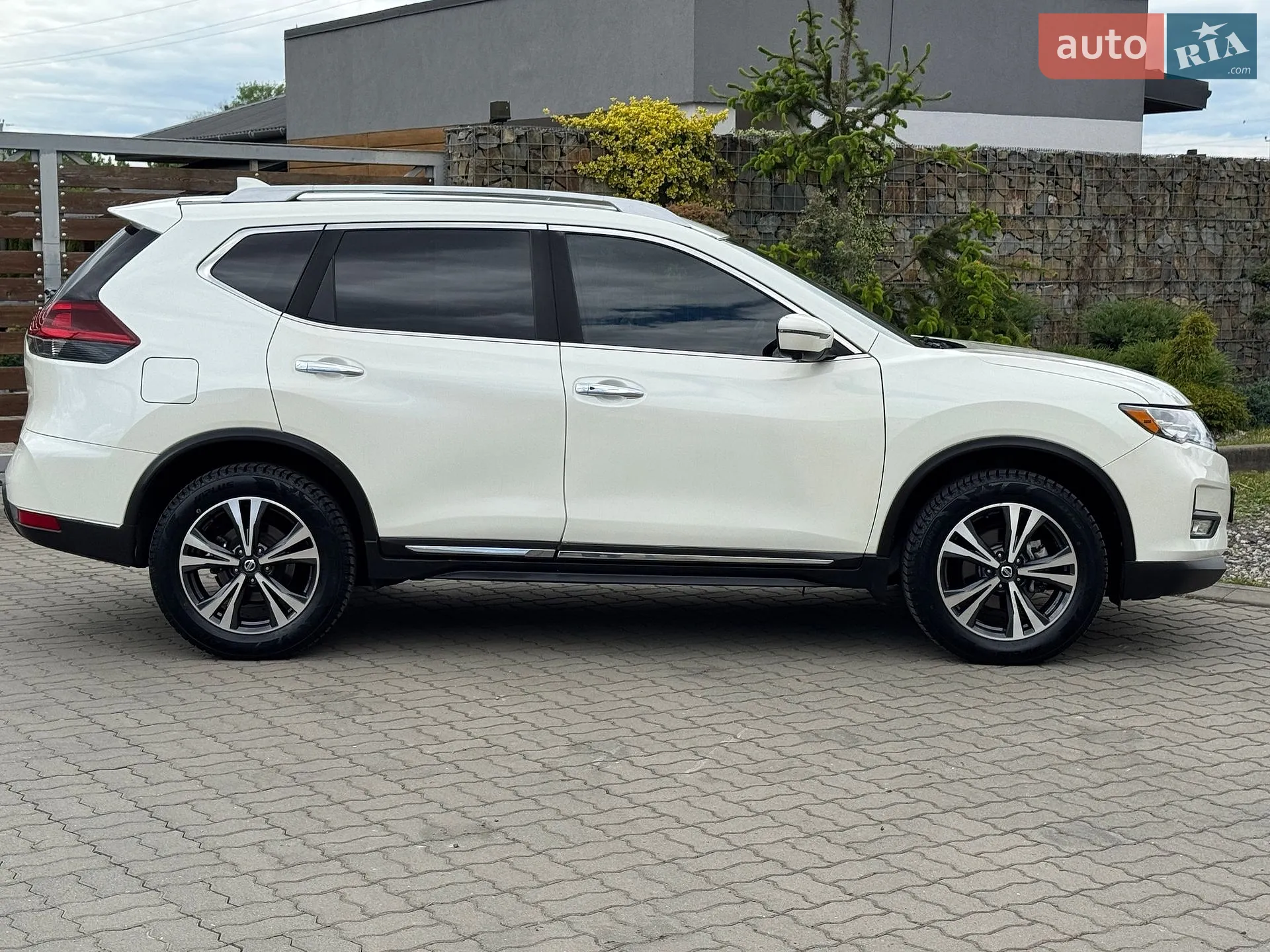 2017 Nissan Rogue - мініатюра 25