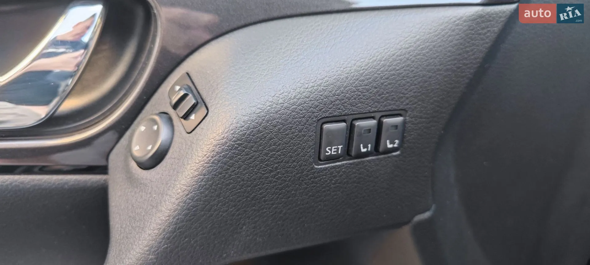 2019 Nissan Rogue - мініатюра 25
