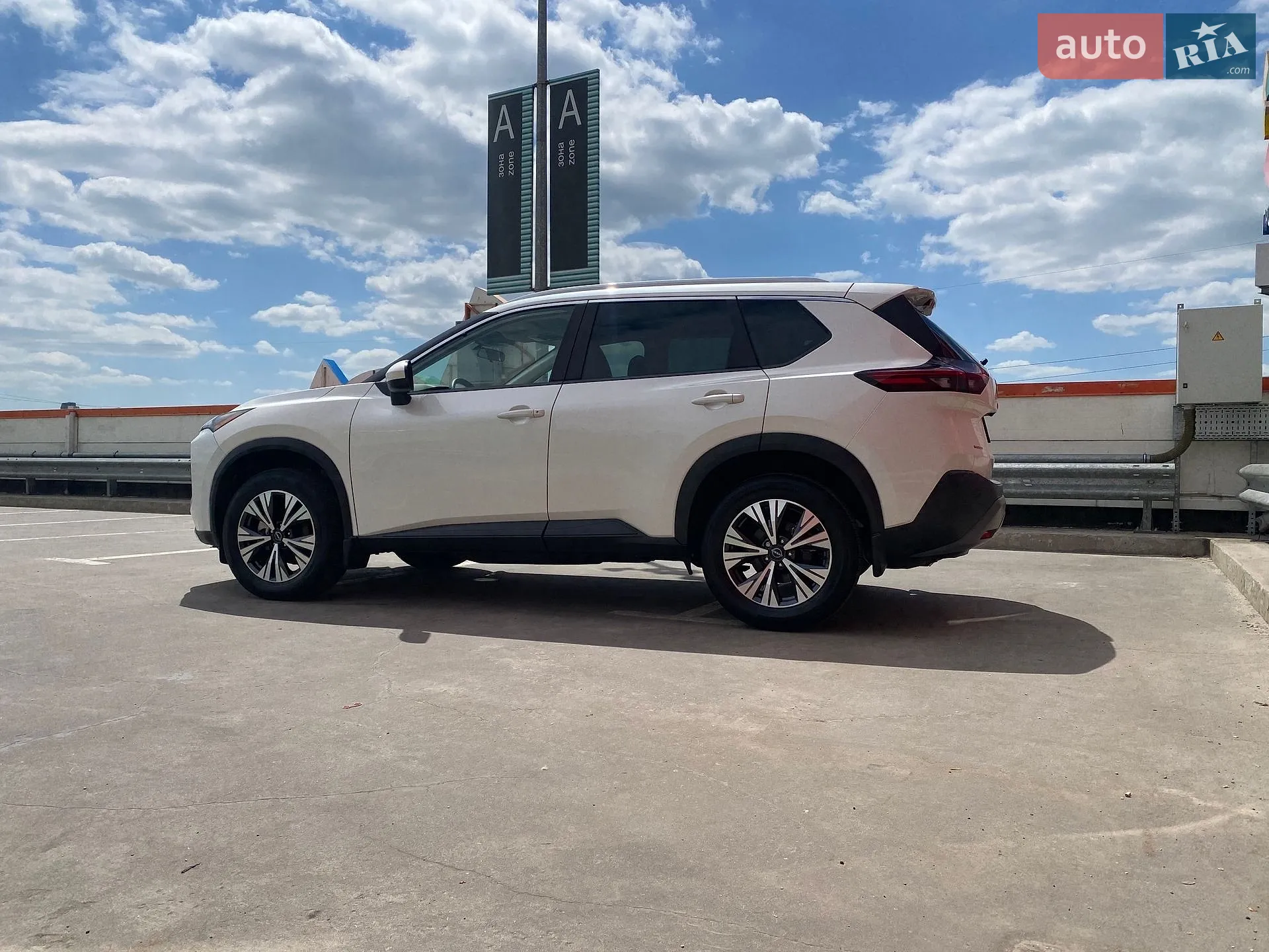 2023 Nissan Rogue - мініатюра 10