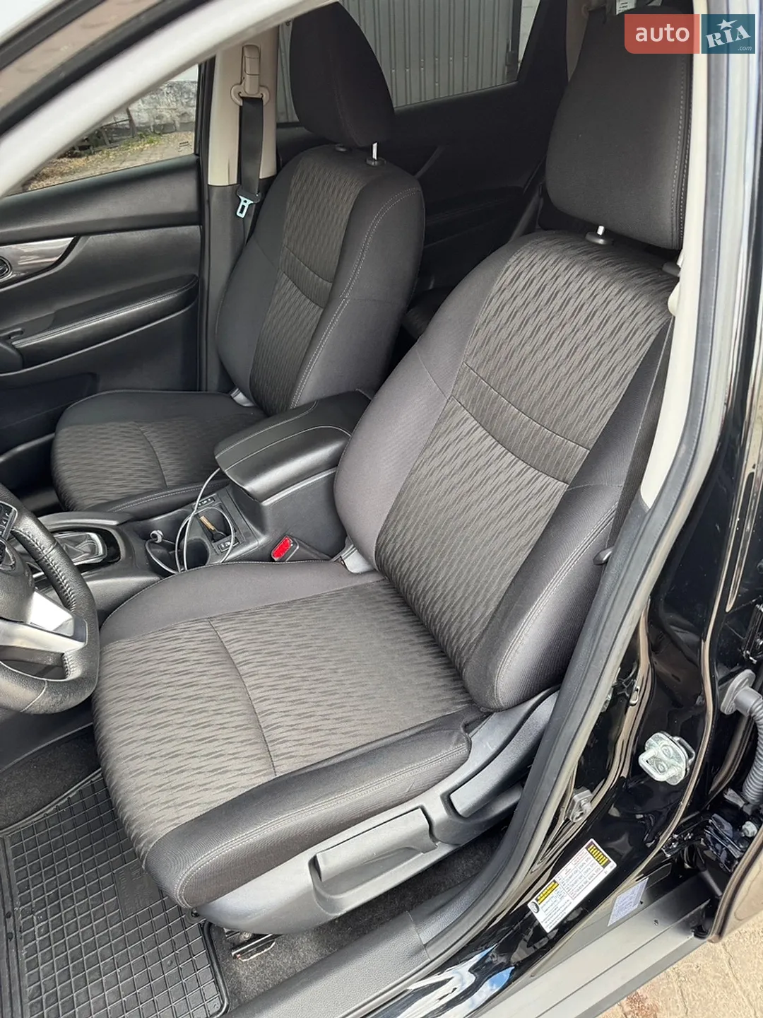 2019 Nissan Rogue - мініатюра 15