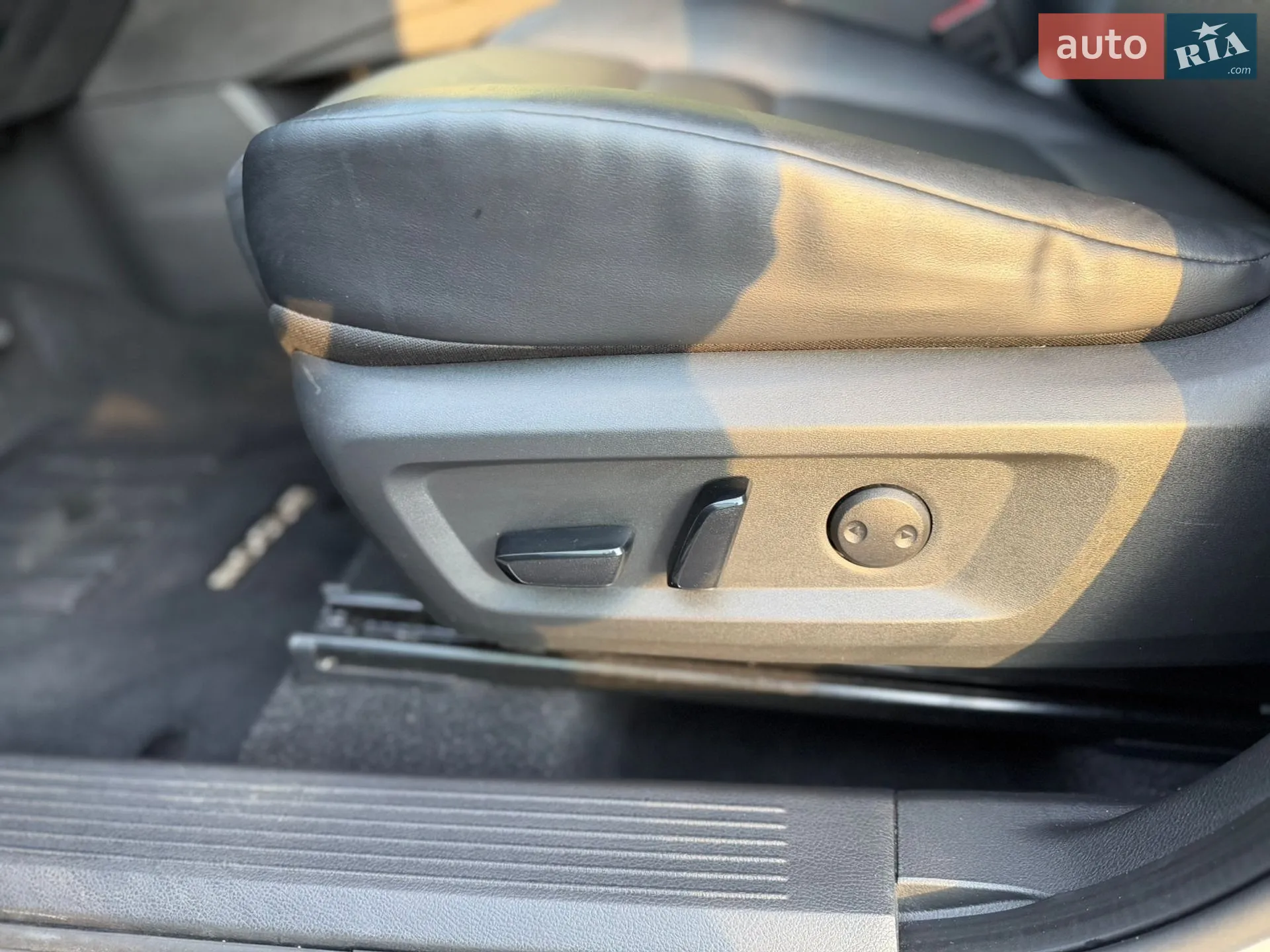 2020 Nissan Rogue - мініатюра 28