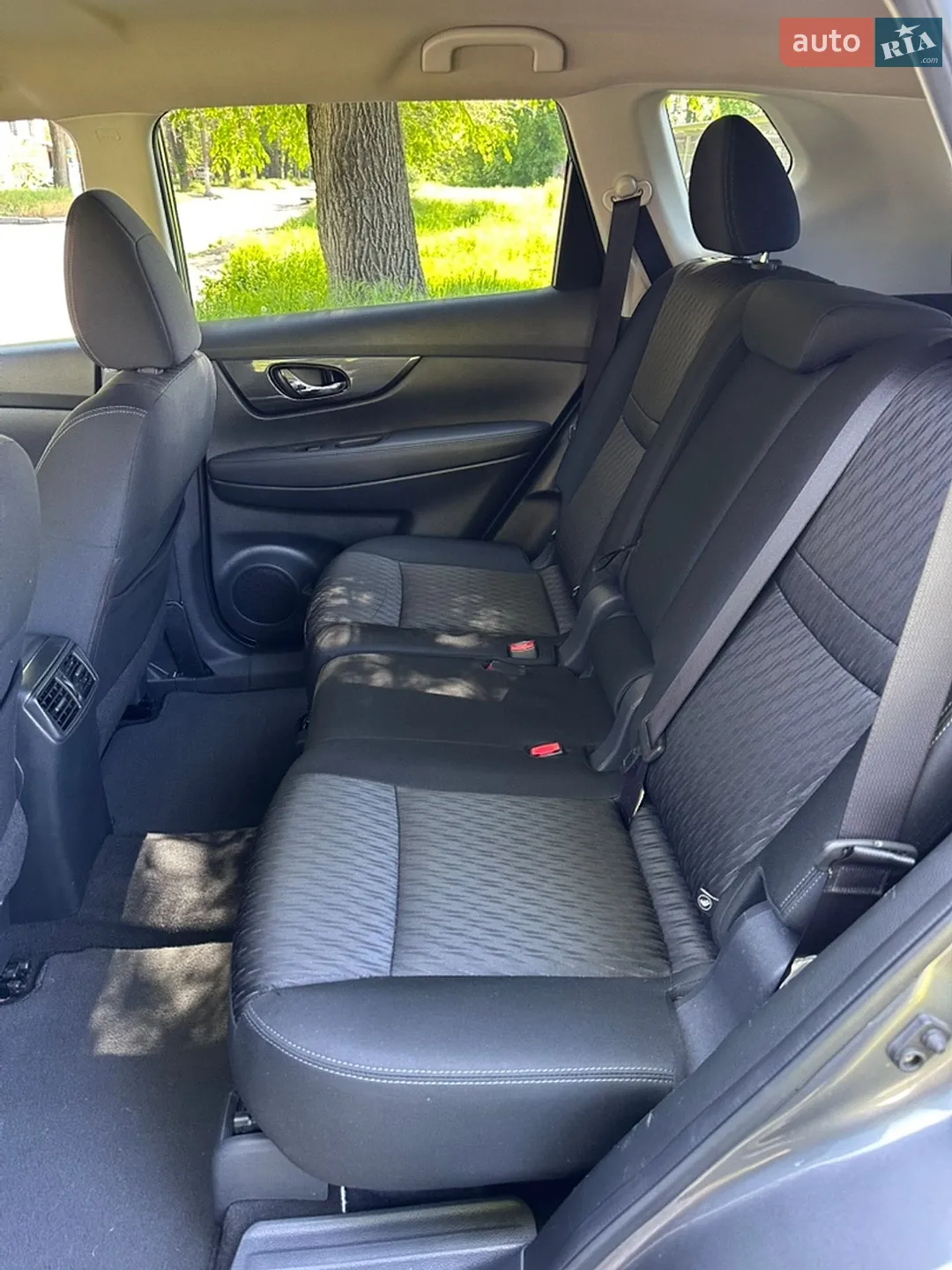 2017 Nissan Rogue - фото 1