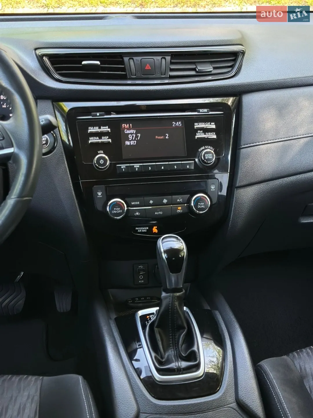 2017 Nissan Rogue - мініатюра 6