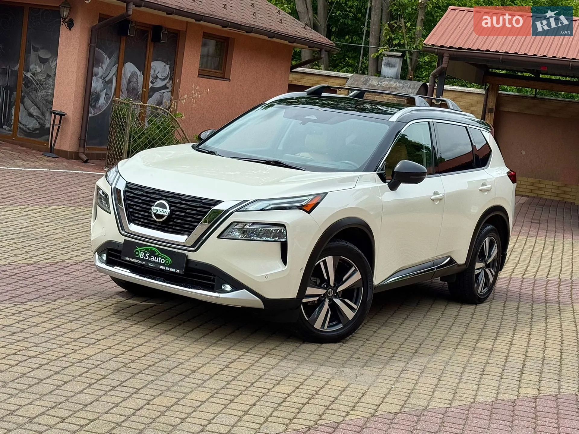 2021 Nissan Rogue - мініатюра 2