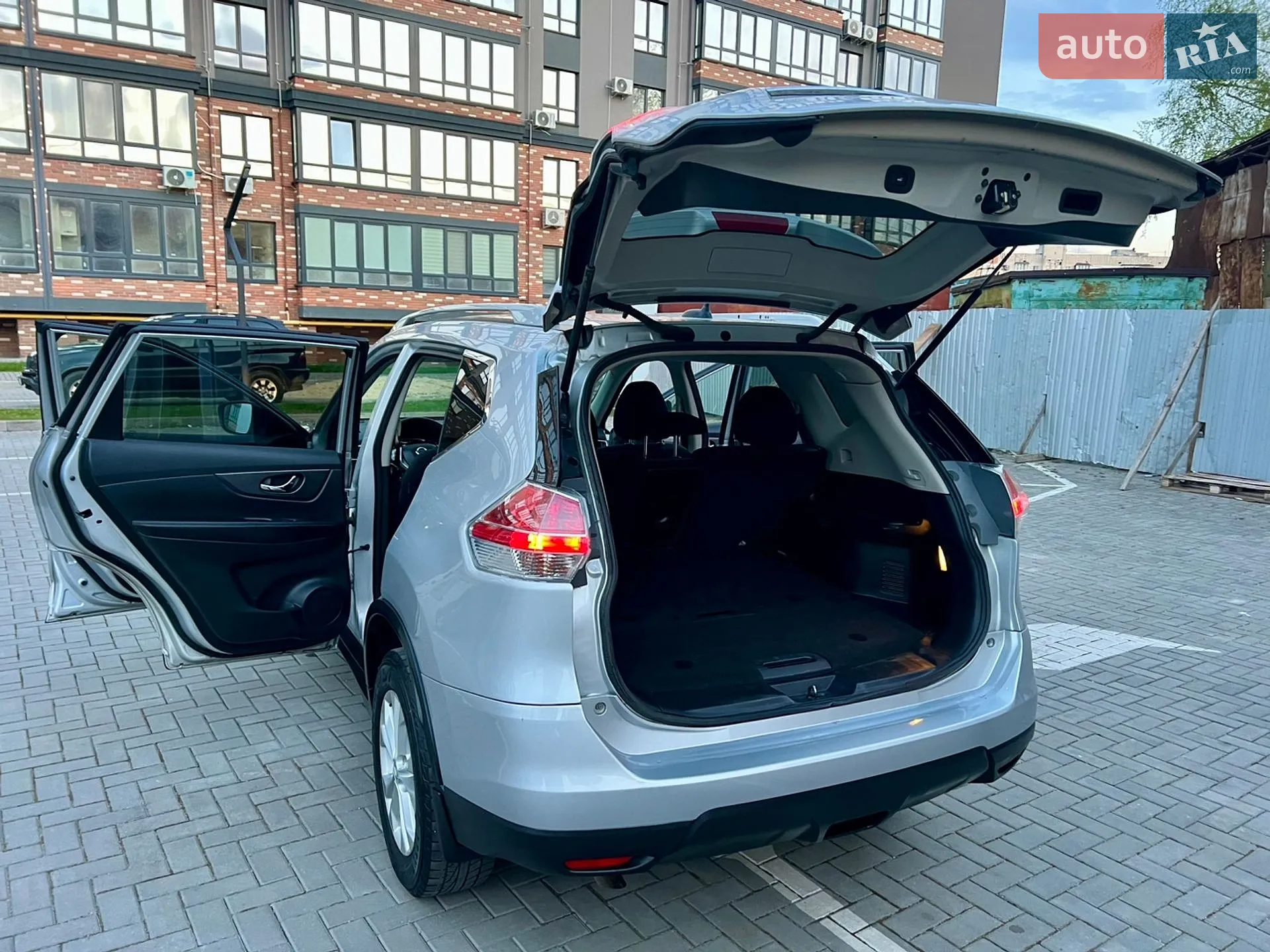 2014 Nissan Rogue - мініатюра 24