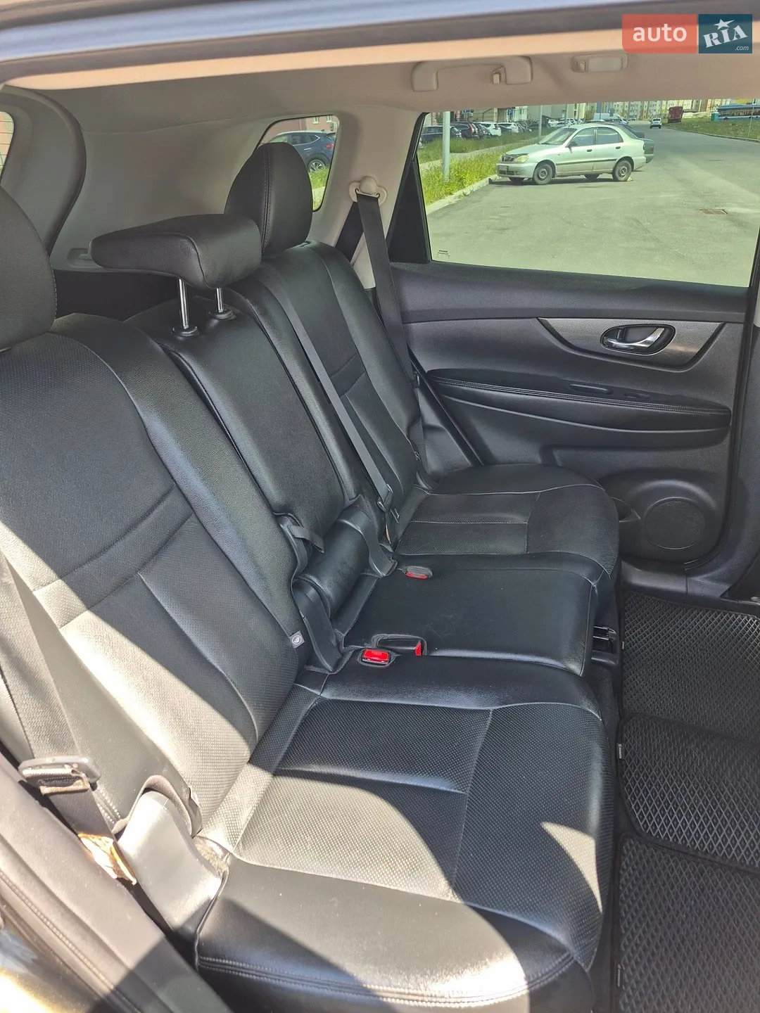 2016 Nissan Rogue - мініатюра 37