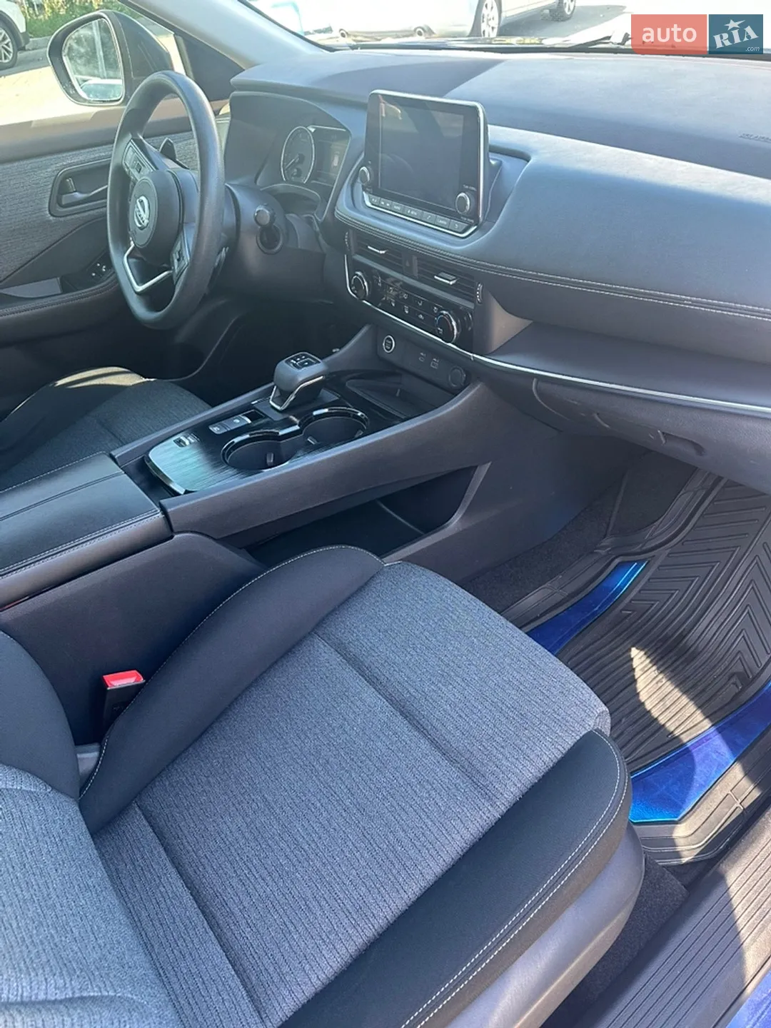 2021 Nissan Rogue - мініатюра 11